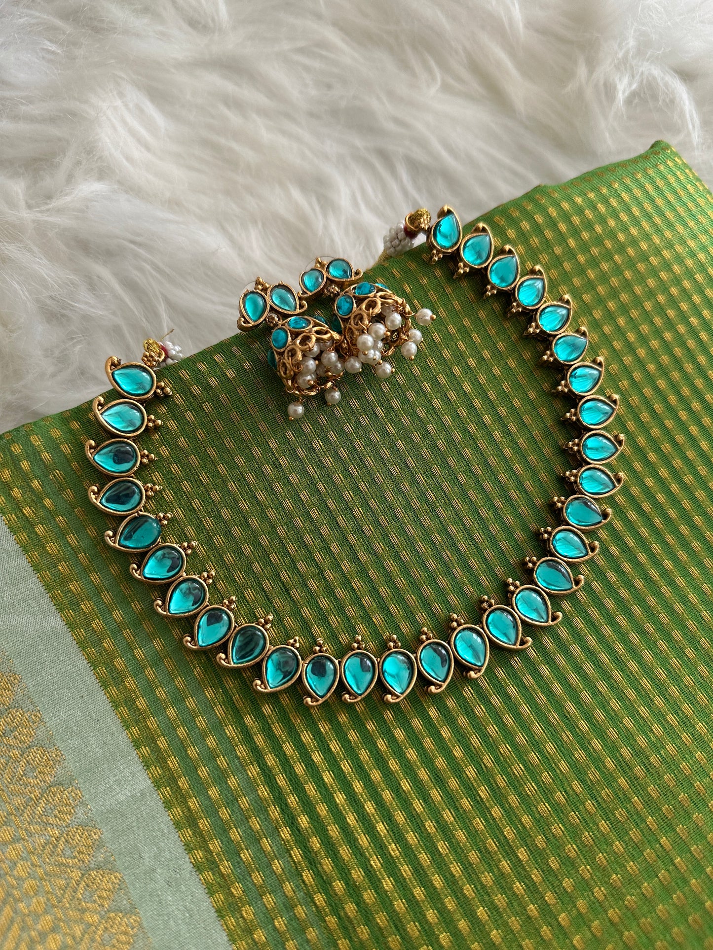 Traditional Maanga Maala