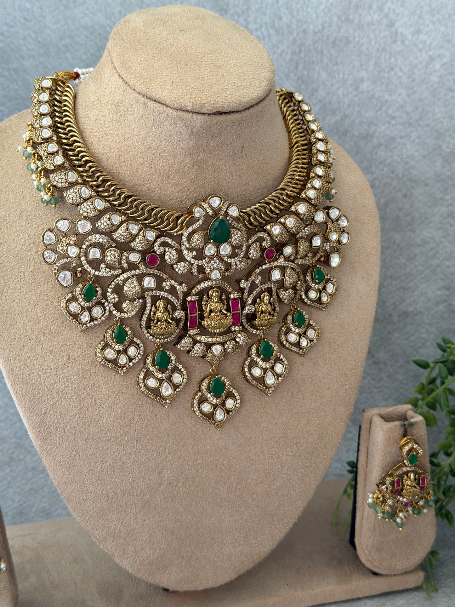Kashmira Mozonite Necklace