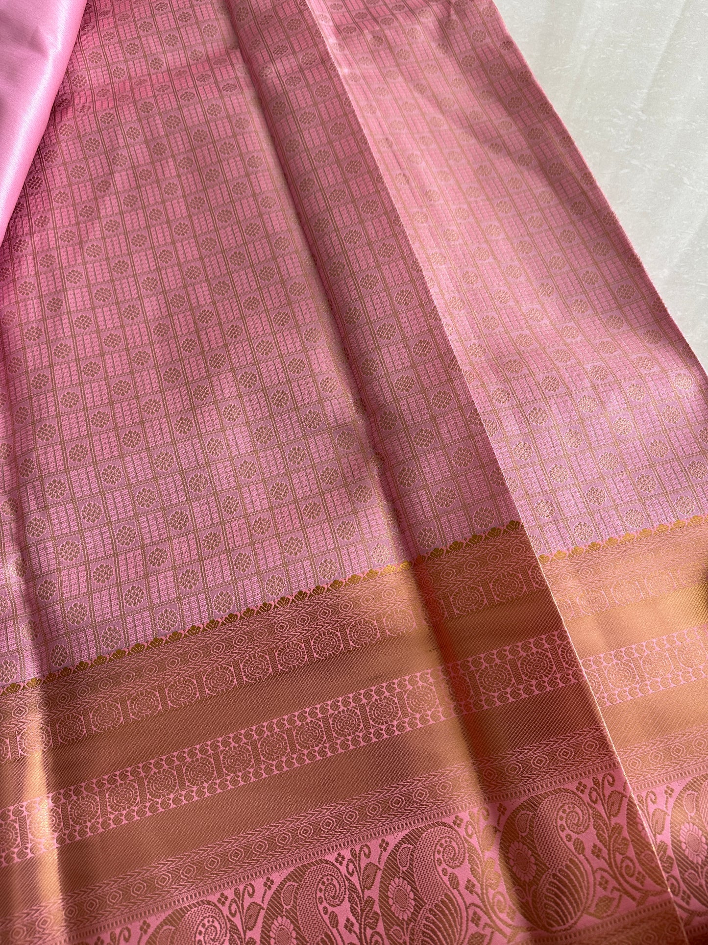 Powder Pink 1000 Butta Kanchi Tissue Pattu