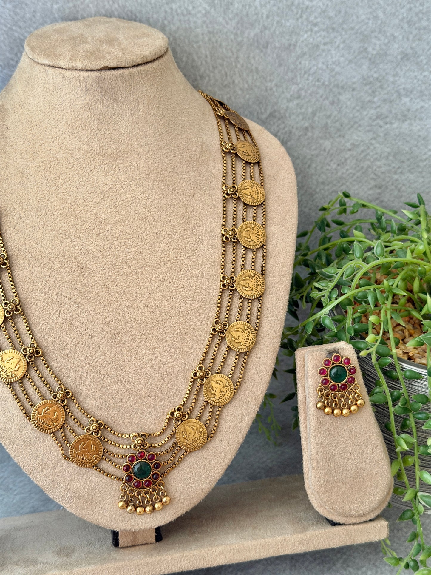 Floral Kaashu Layered Haaram