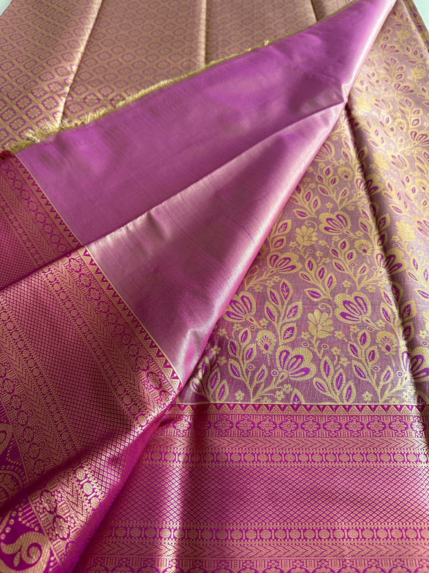 Wild Orchid Kanchi Tissue Pattu