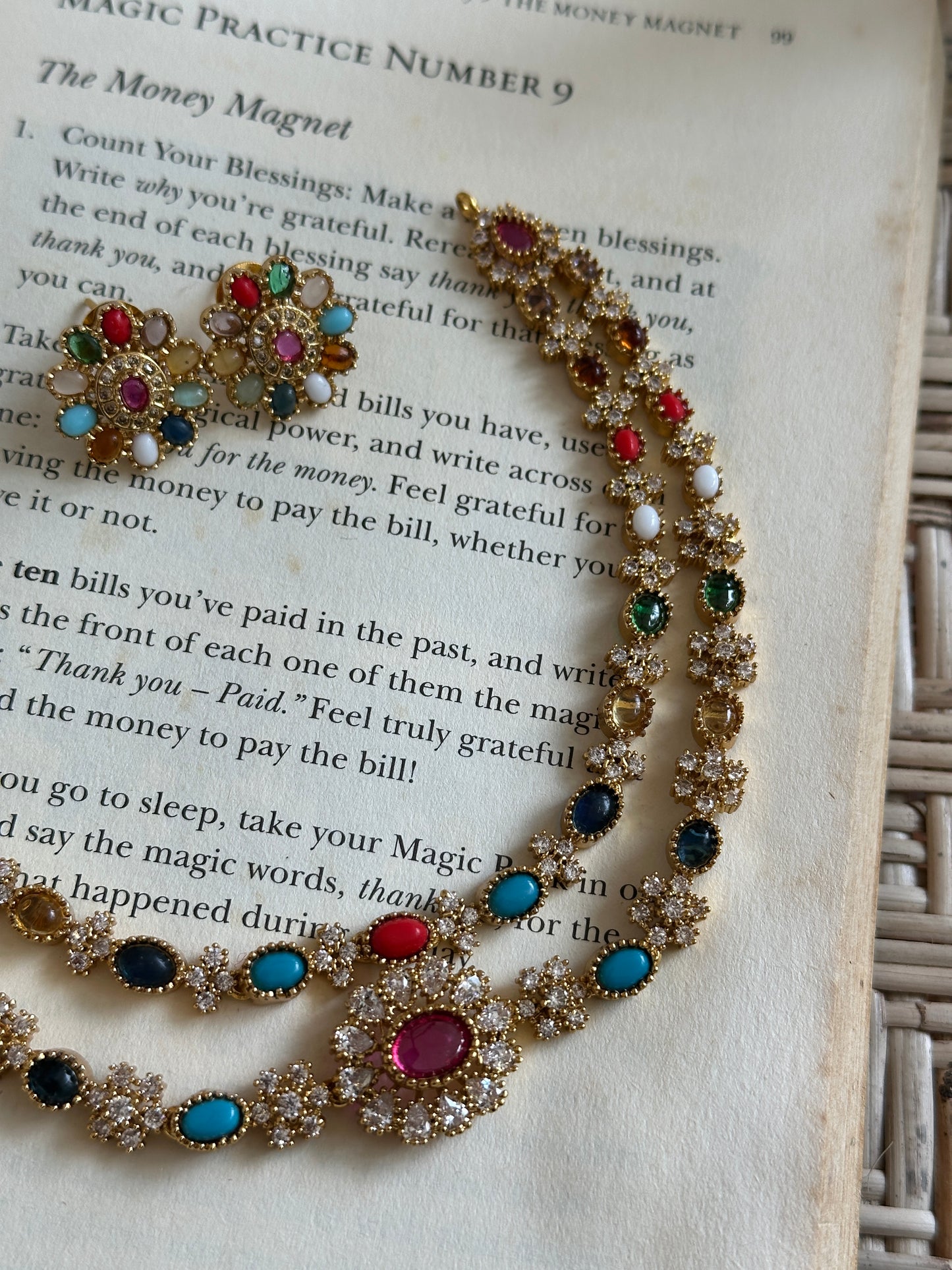 Vaanya Navaratna double layer