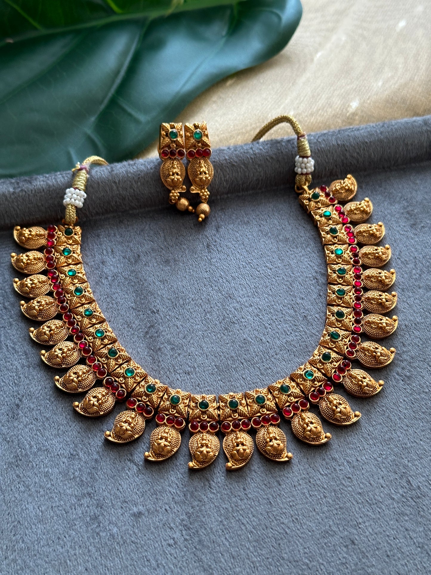 Copper Gold Maanga Maala