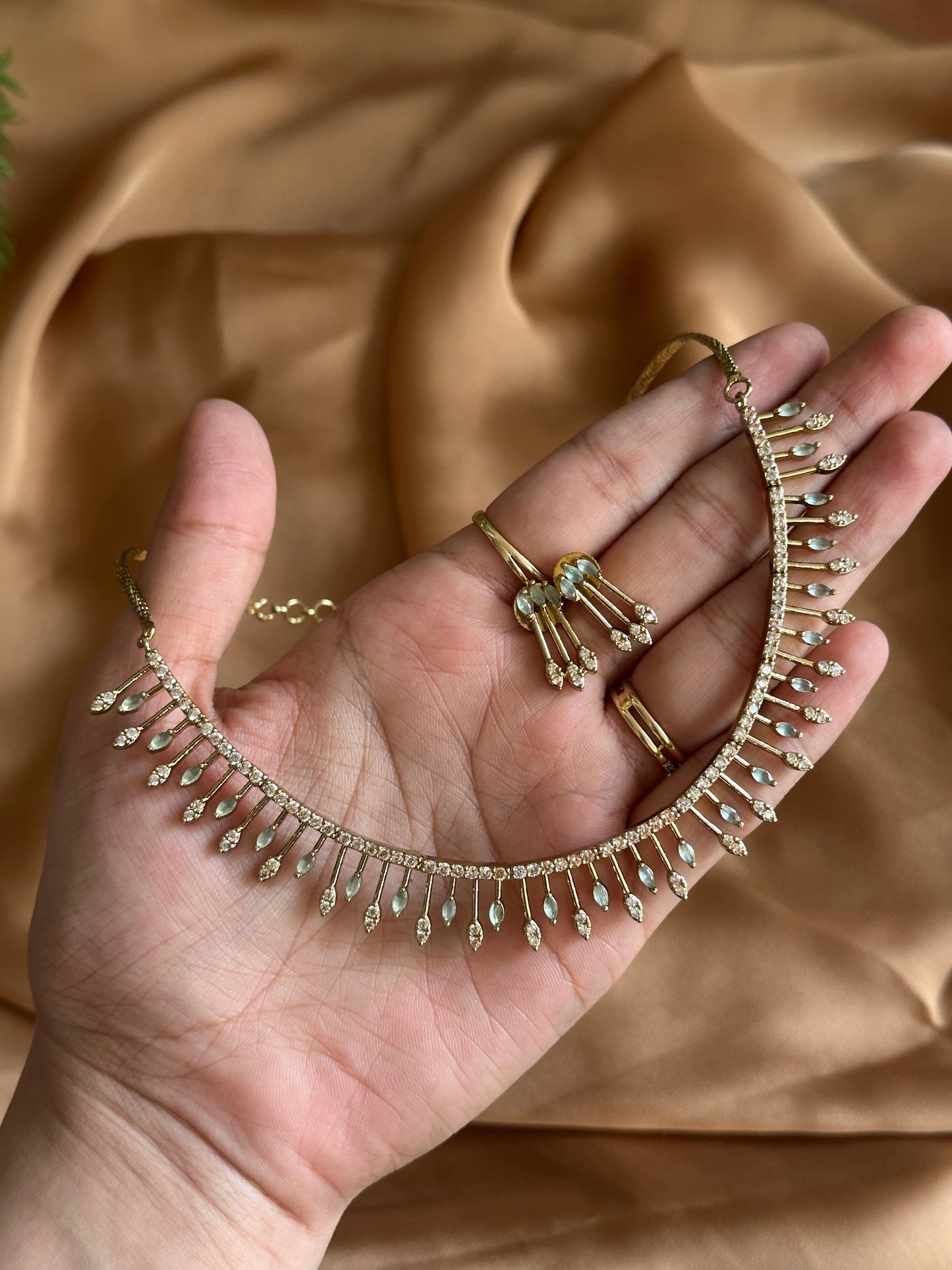 AD spike Necklace