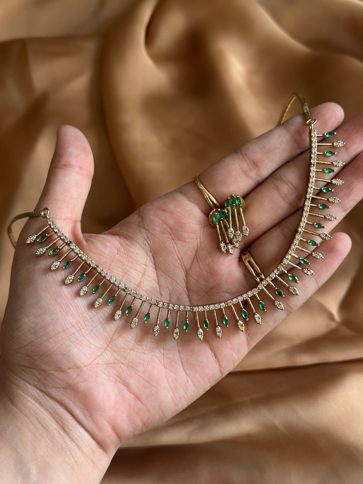 AD spike Necklace