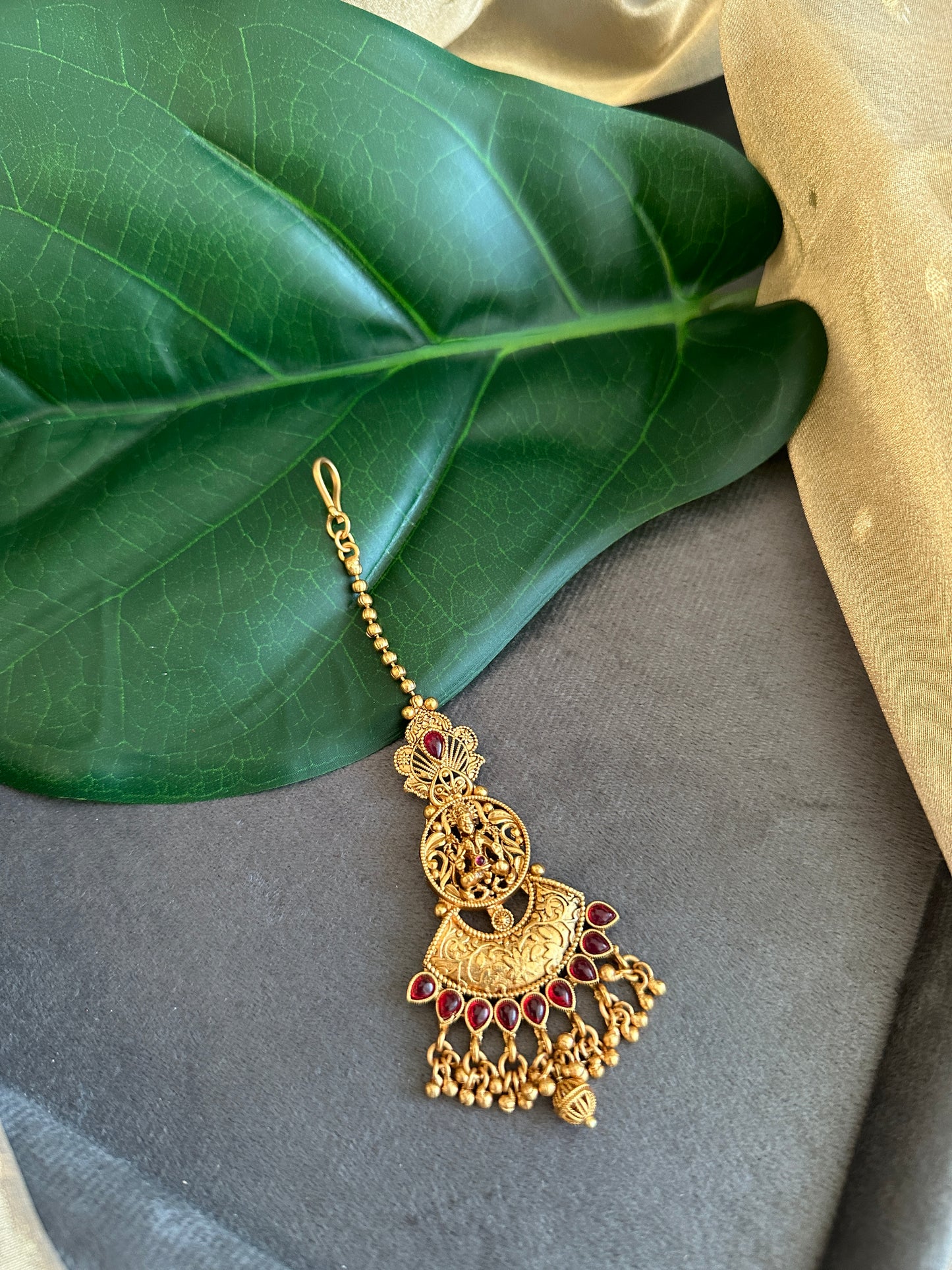 Kemp Devi copper gold Maang Tikka