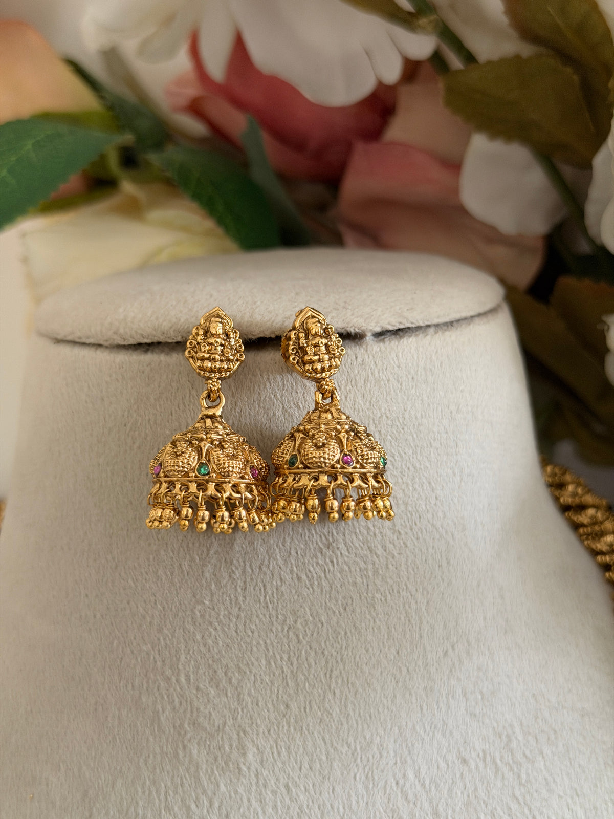 Indira Kaashu Haaram set