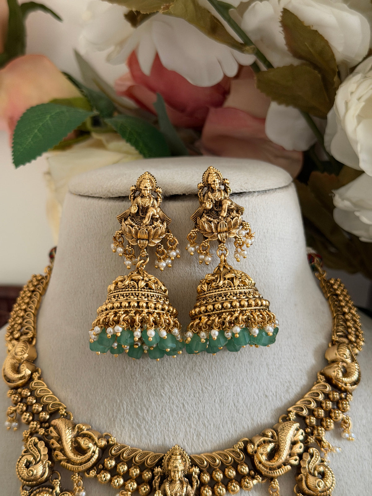 Ojasha Dual Layer Neckace