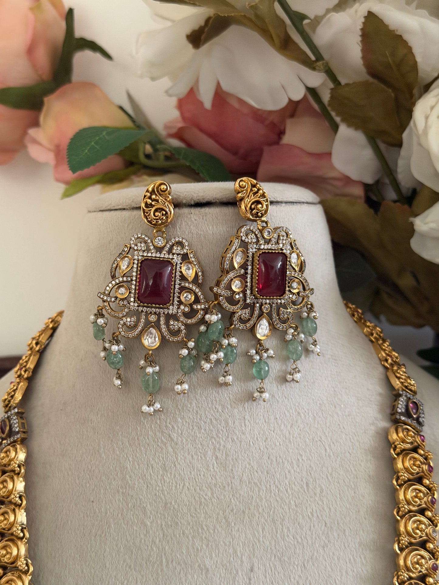 Eshaani Victorian Haaram set