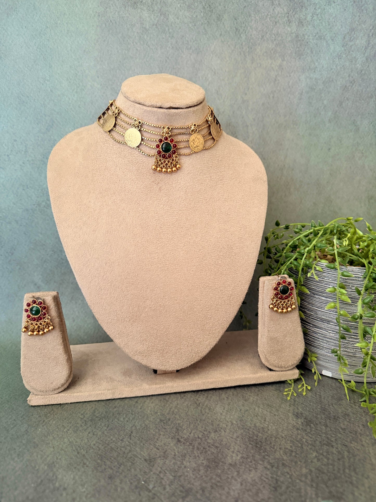 Kaashu x Flora Layered Choker