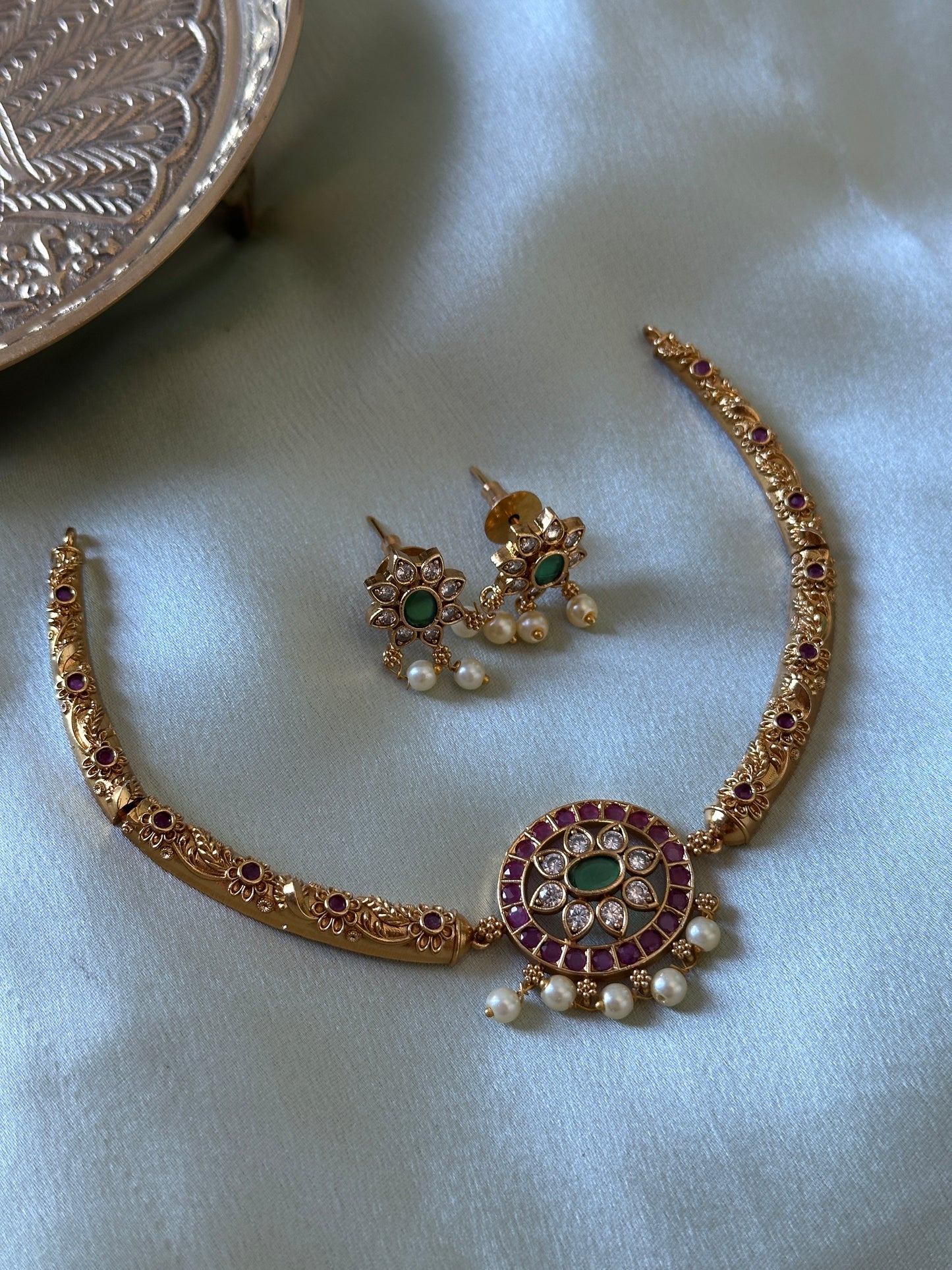 Rudraksha Hasli choker