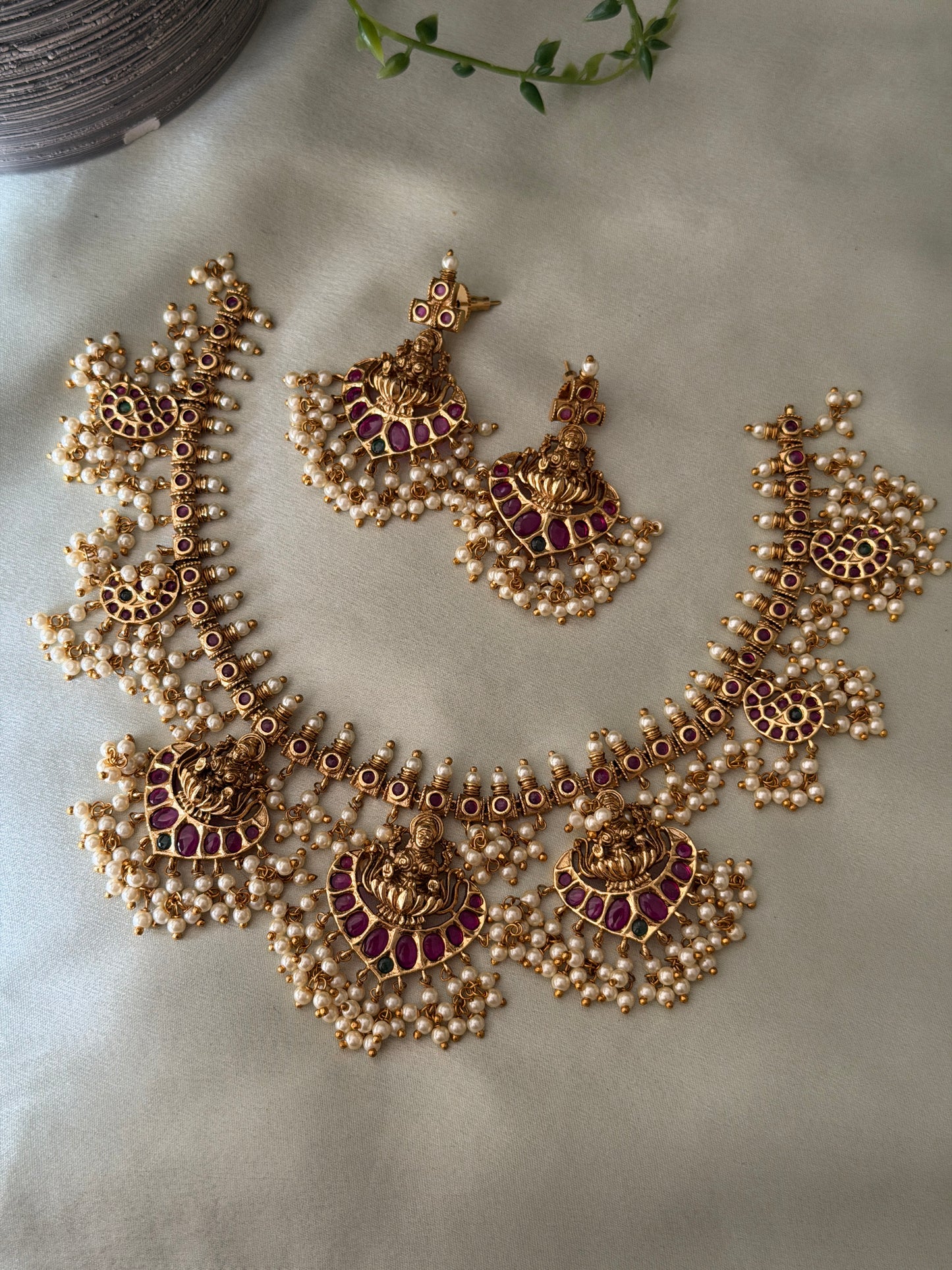 Ananditha Guttapusalu Necklace