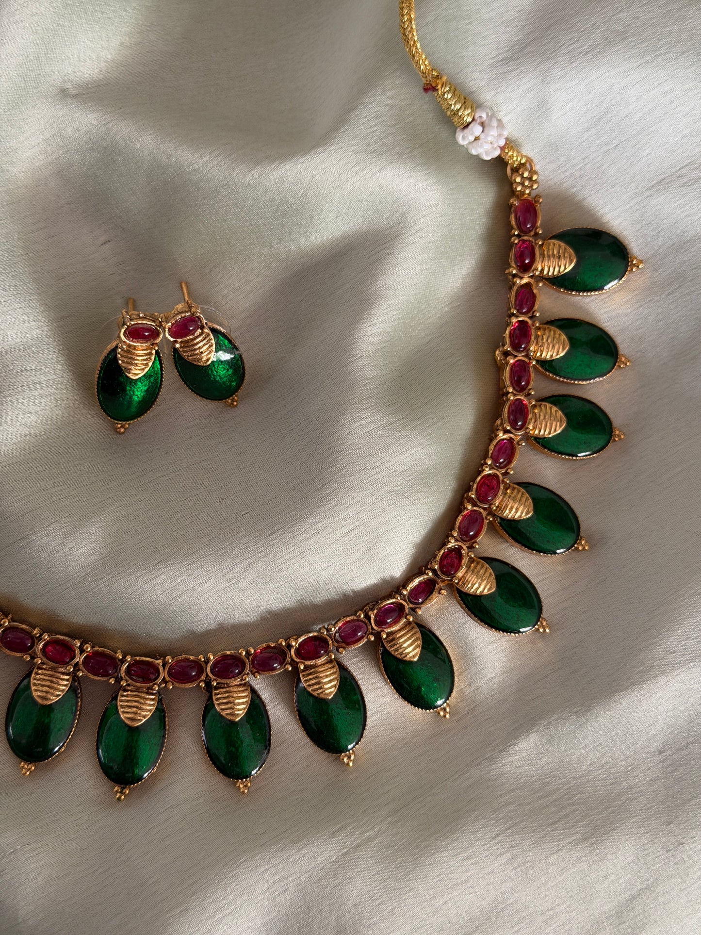 Leaf Palakka Necklace