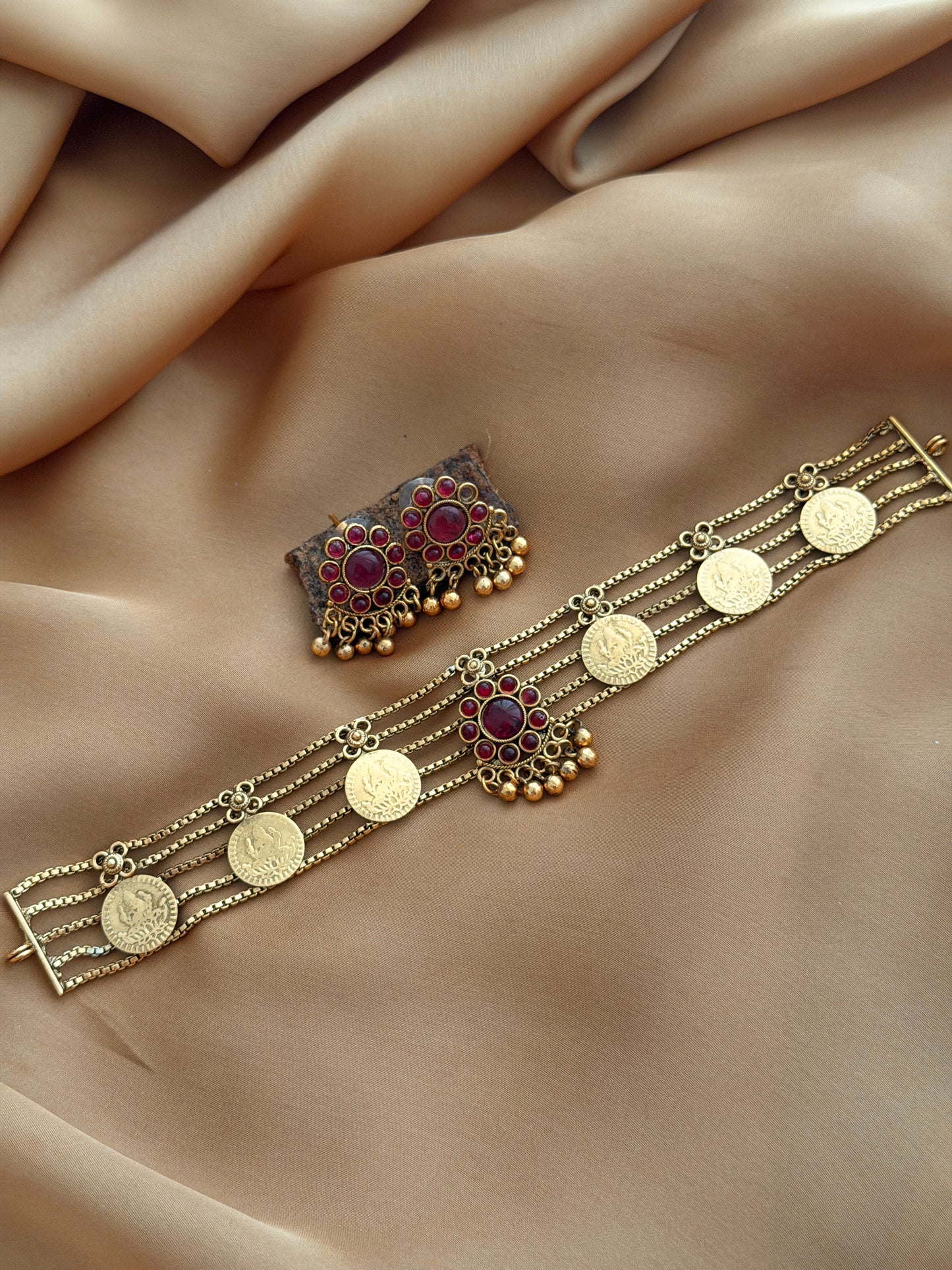 Coin x Kempu Choker