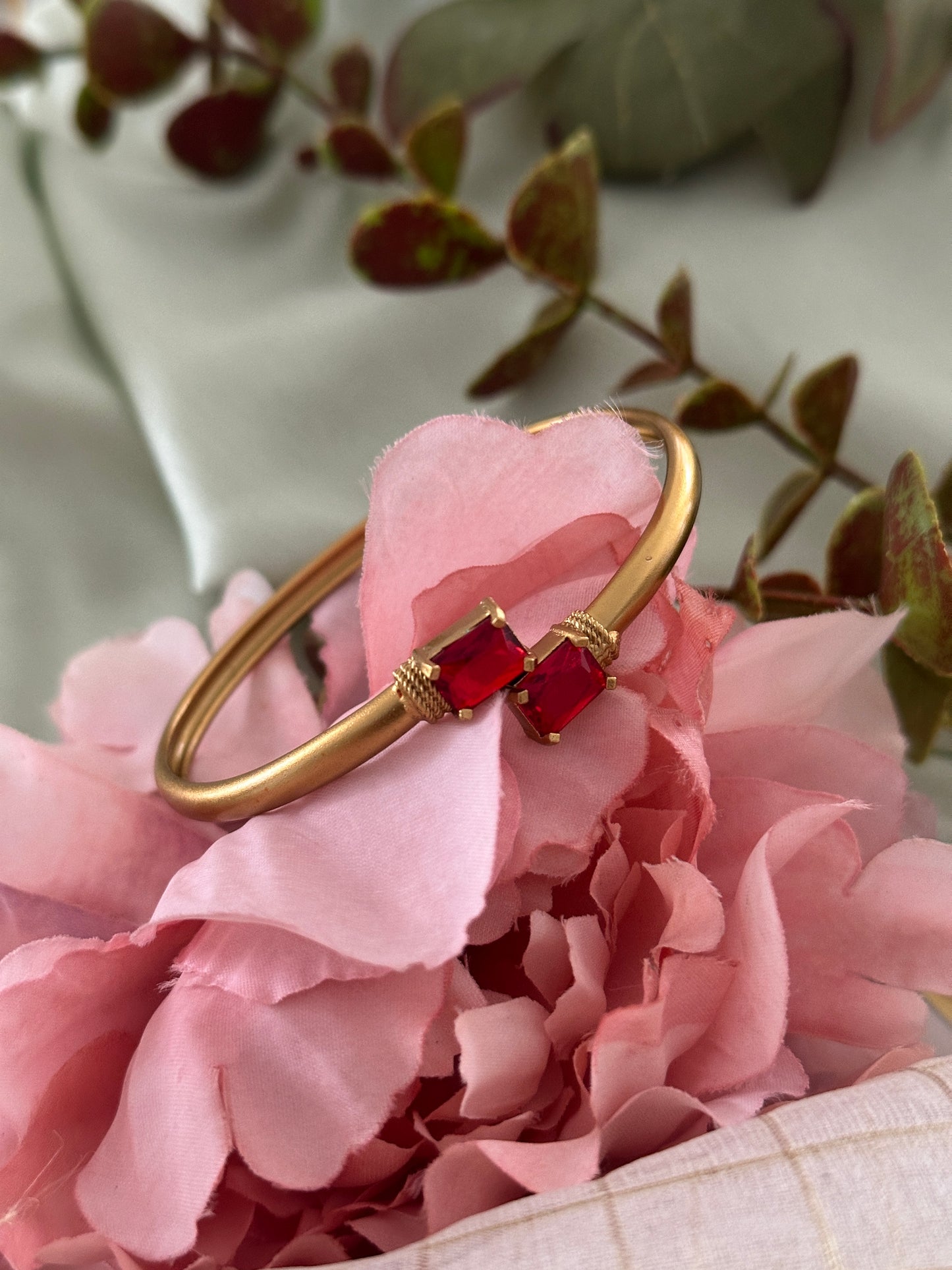 Free size Stone Bracelet