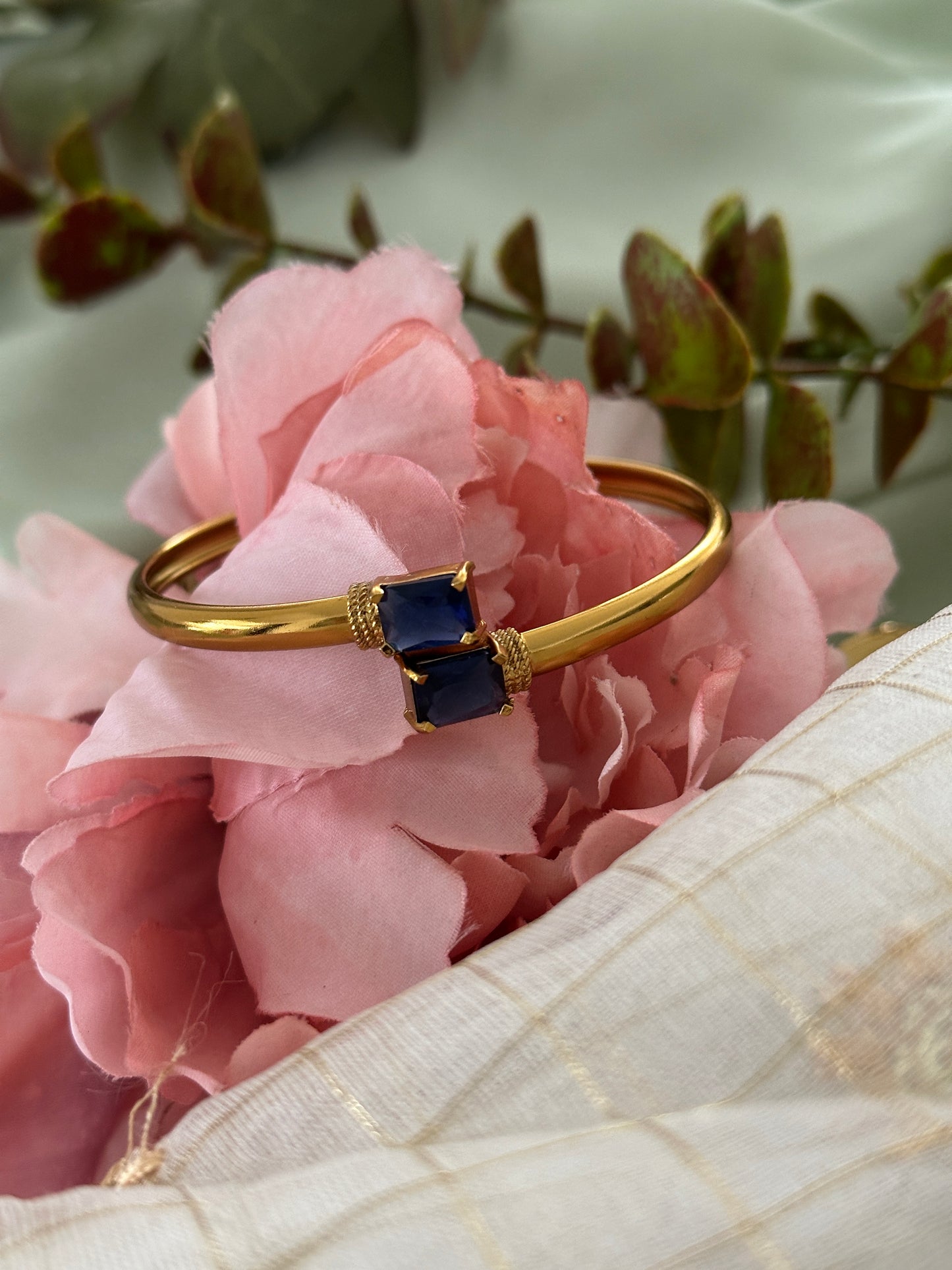 Free size Stone Bracelet