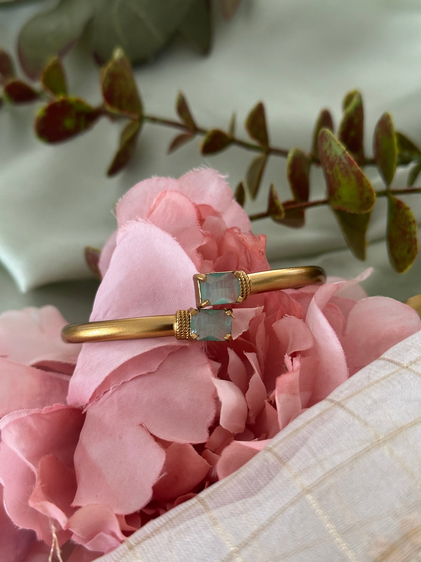 Free size Stone Bracelet