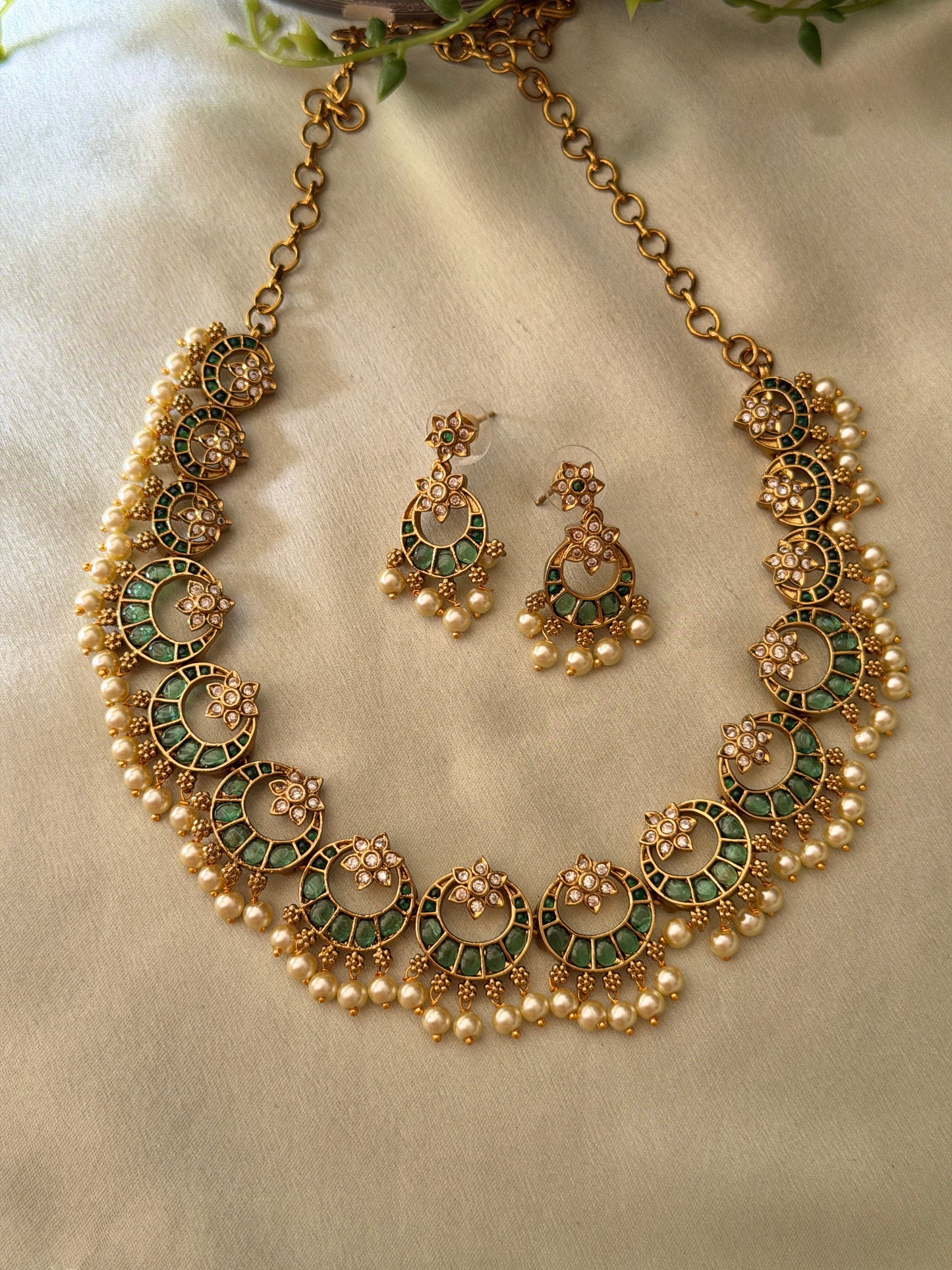 Chaandbali Necklace