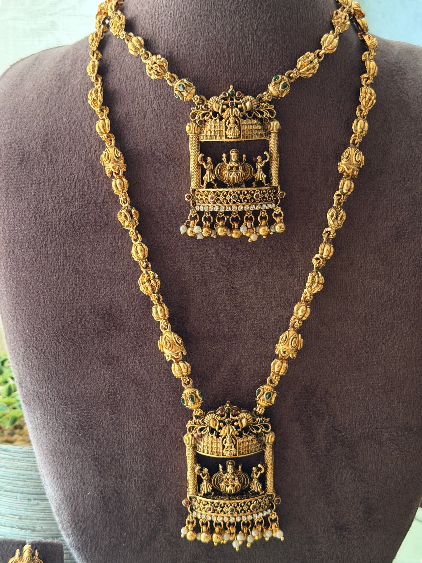 Budgeted Mandir Bridal Combo