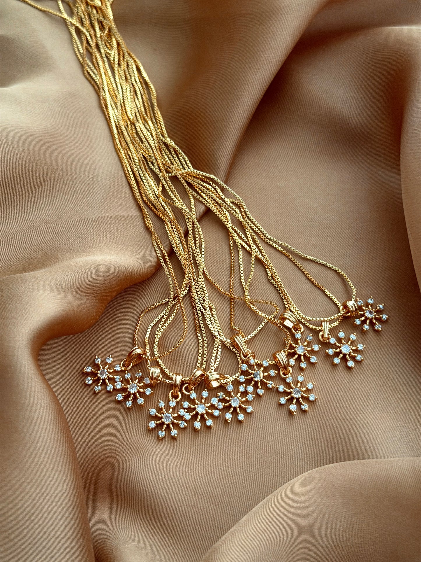 Diamond locket with Gold Chain