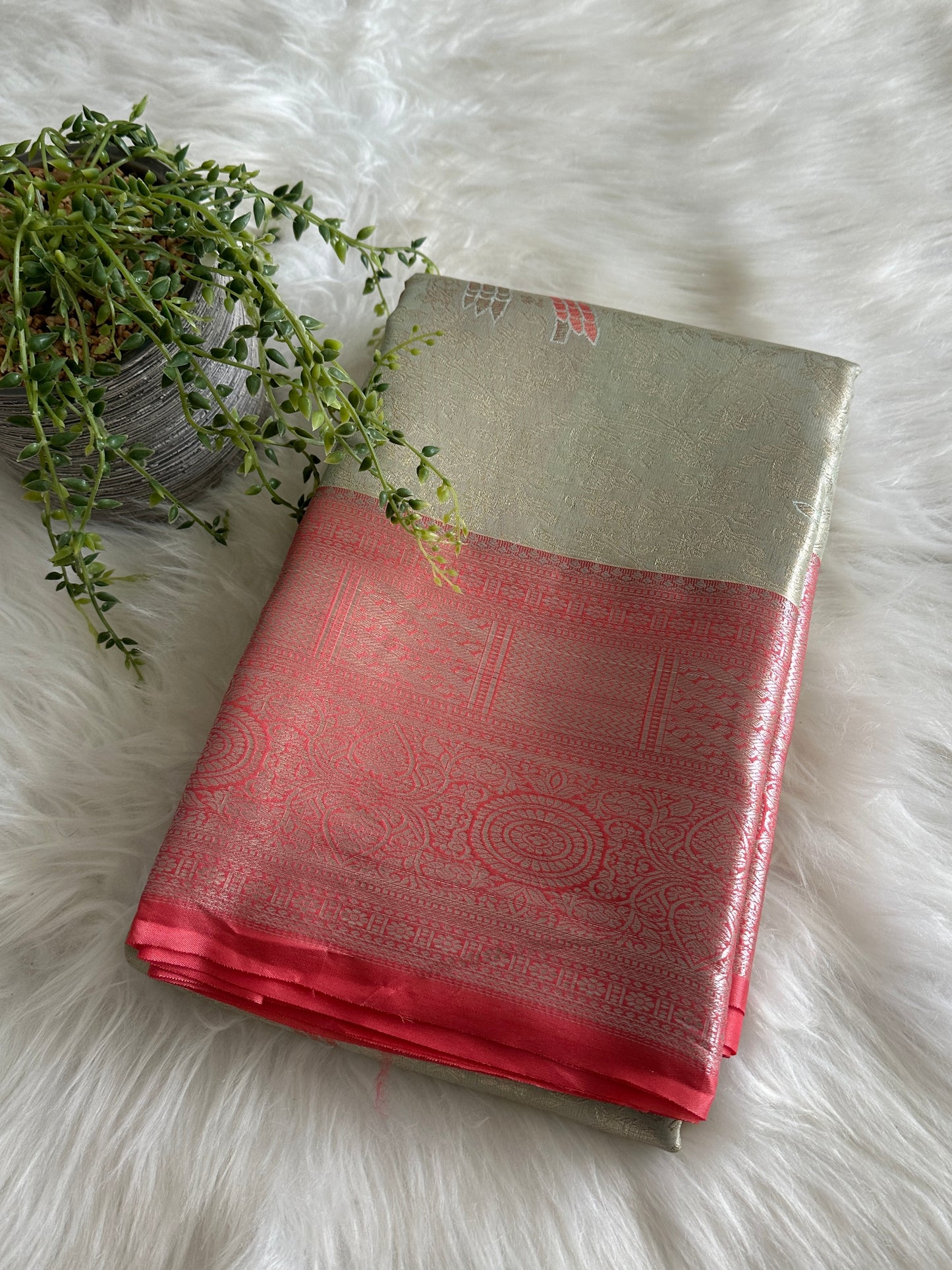 Light Pastel Semi Kanchivaram Tissue Pattu
