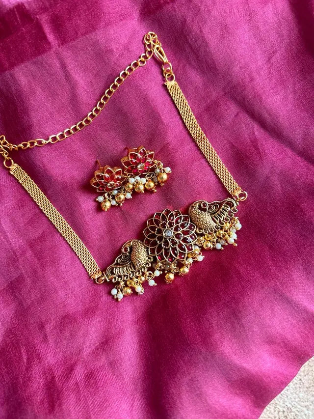 Azura x Flora Choker set