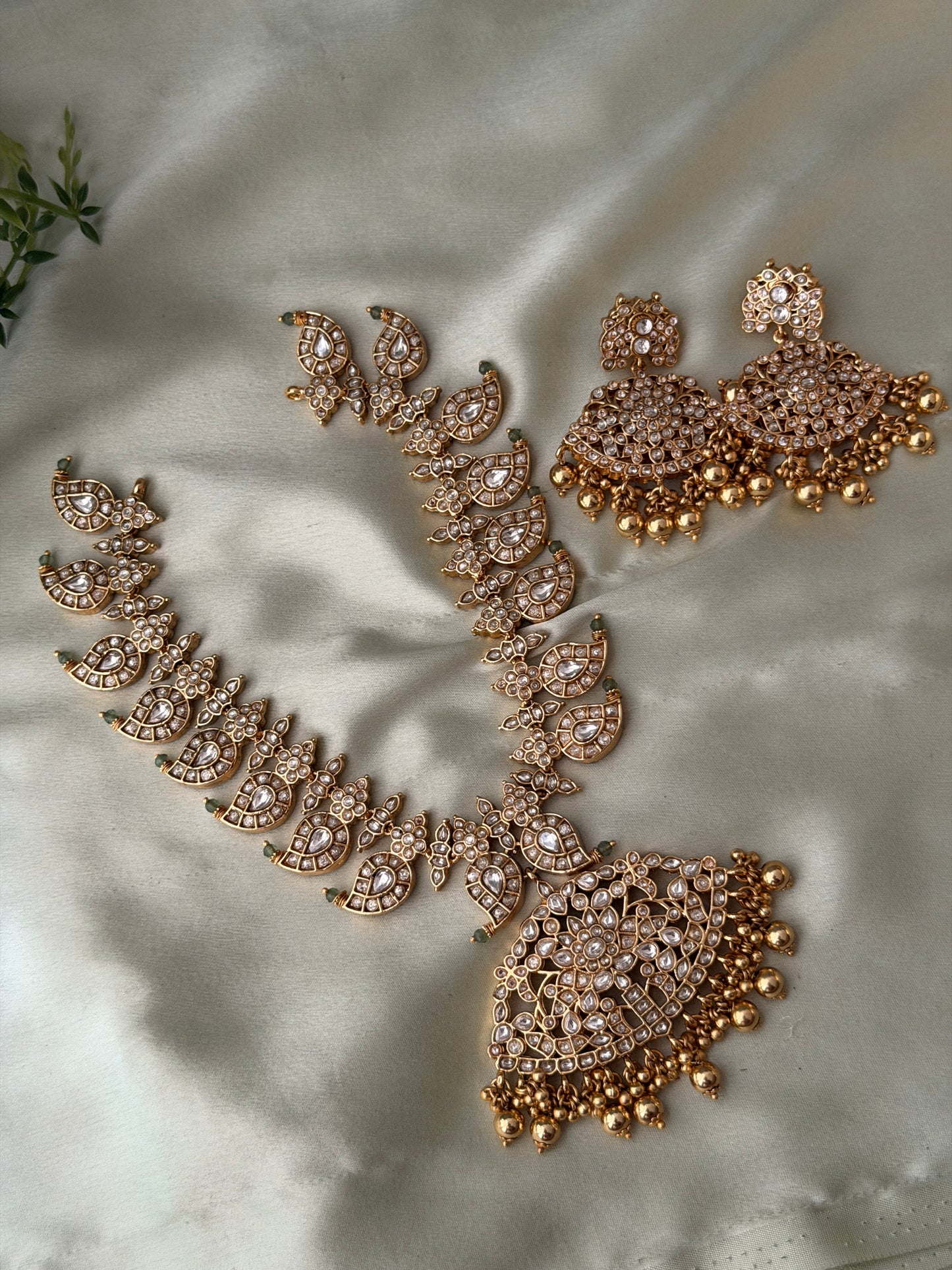 Reversible premium maanga Necklace