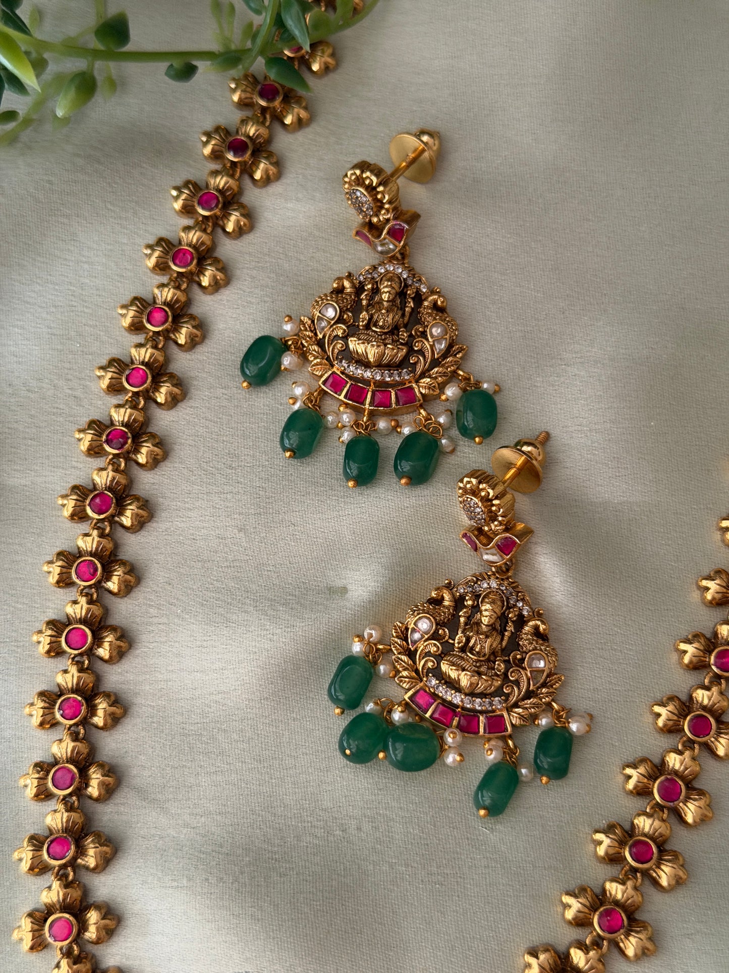 Sundhini Jadau Haaram