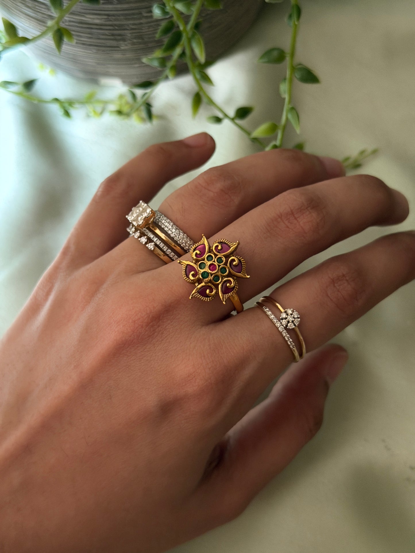 Vithika Finger Ring