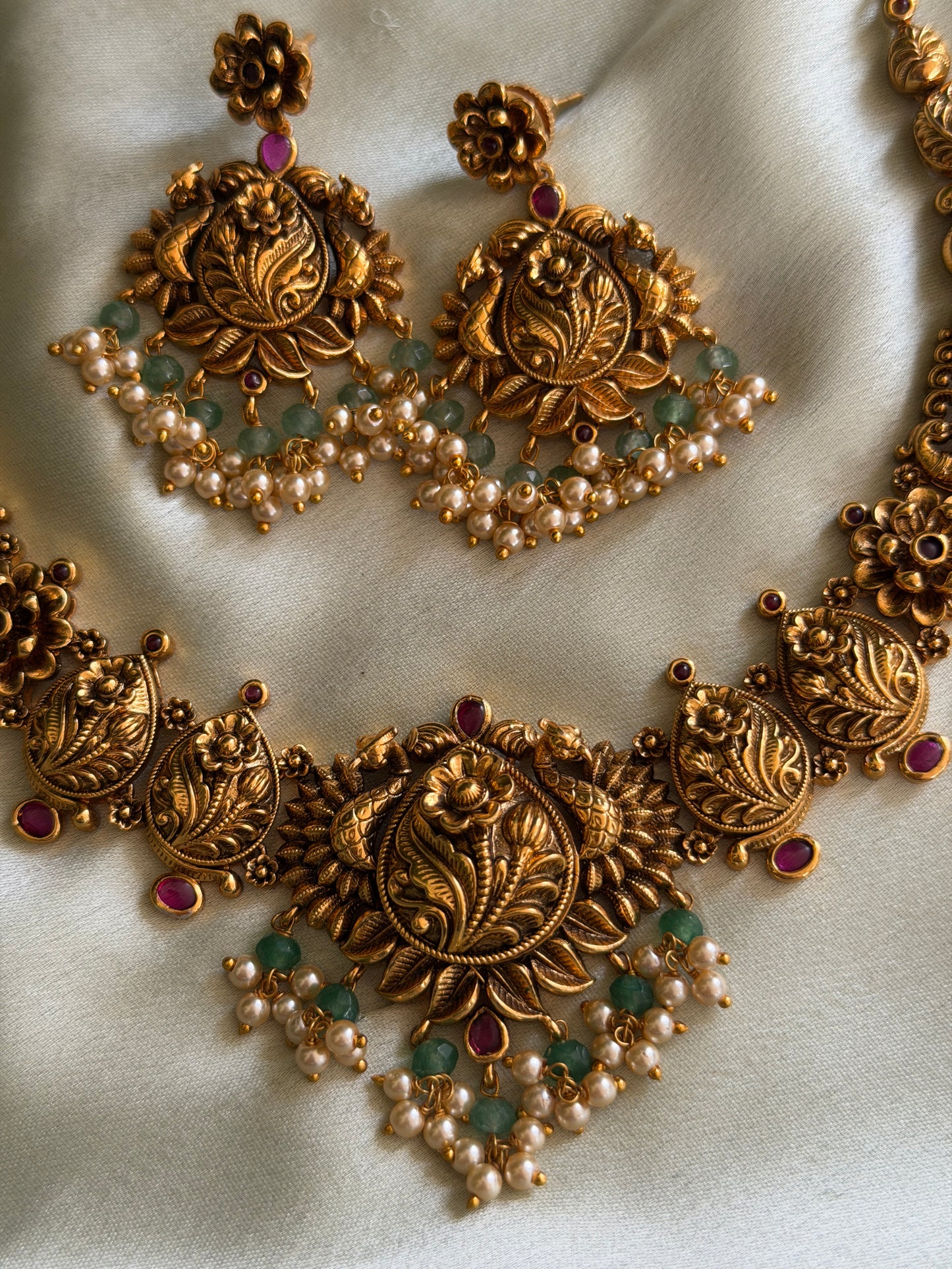 Samyugha Necklace set