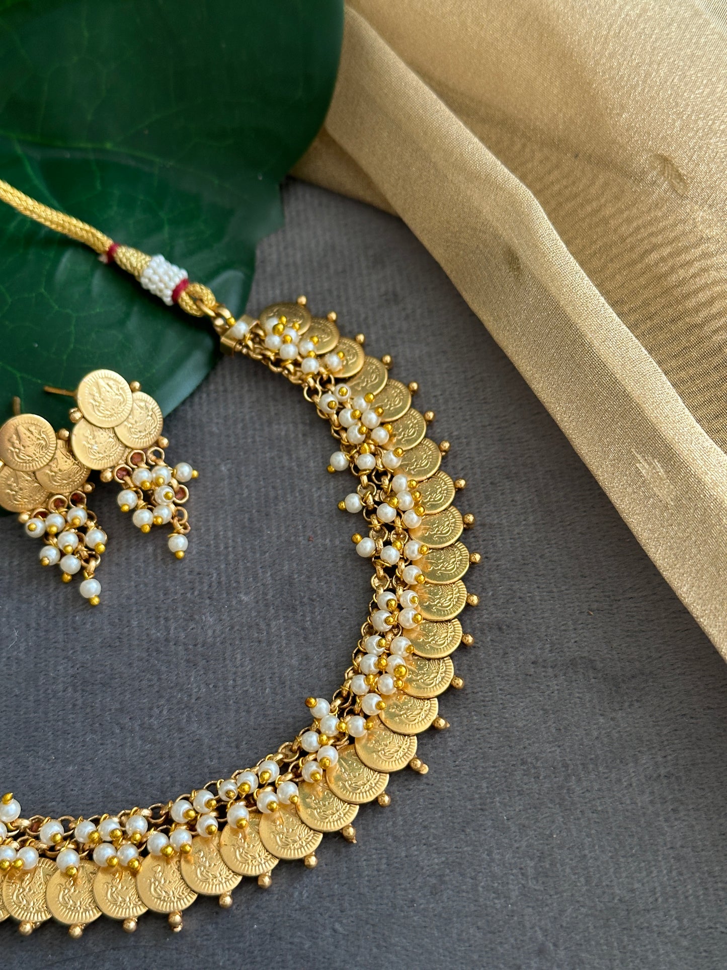 Kaashu Maala x Pearls