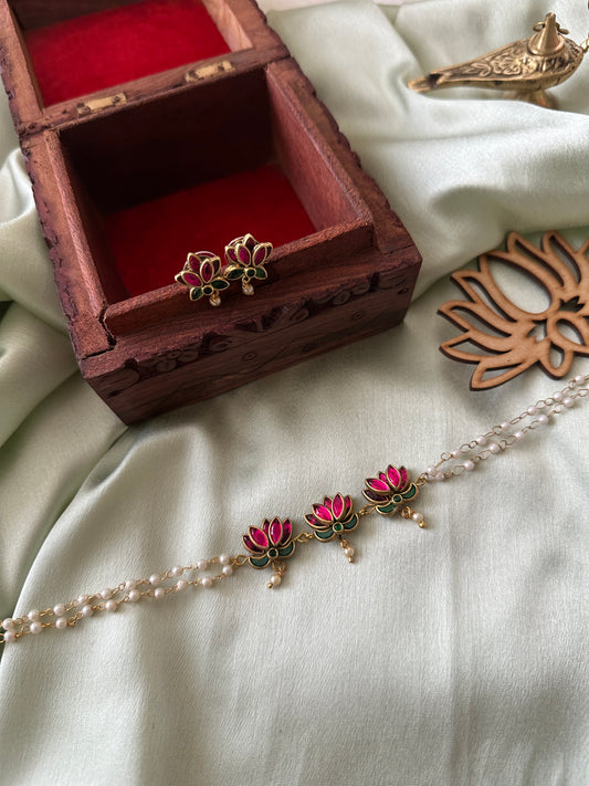 Tri Lotus Pearl Choker