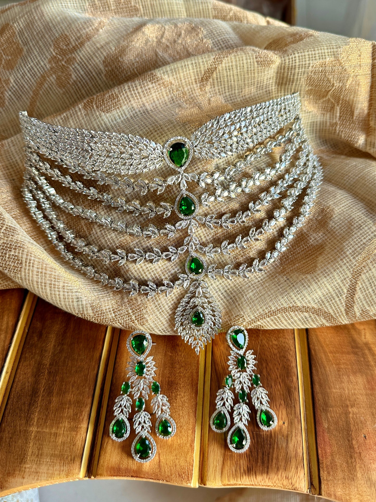 Swasika AD Heavy Choker