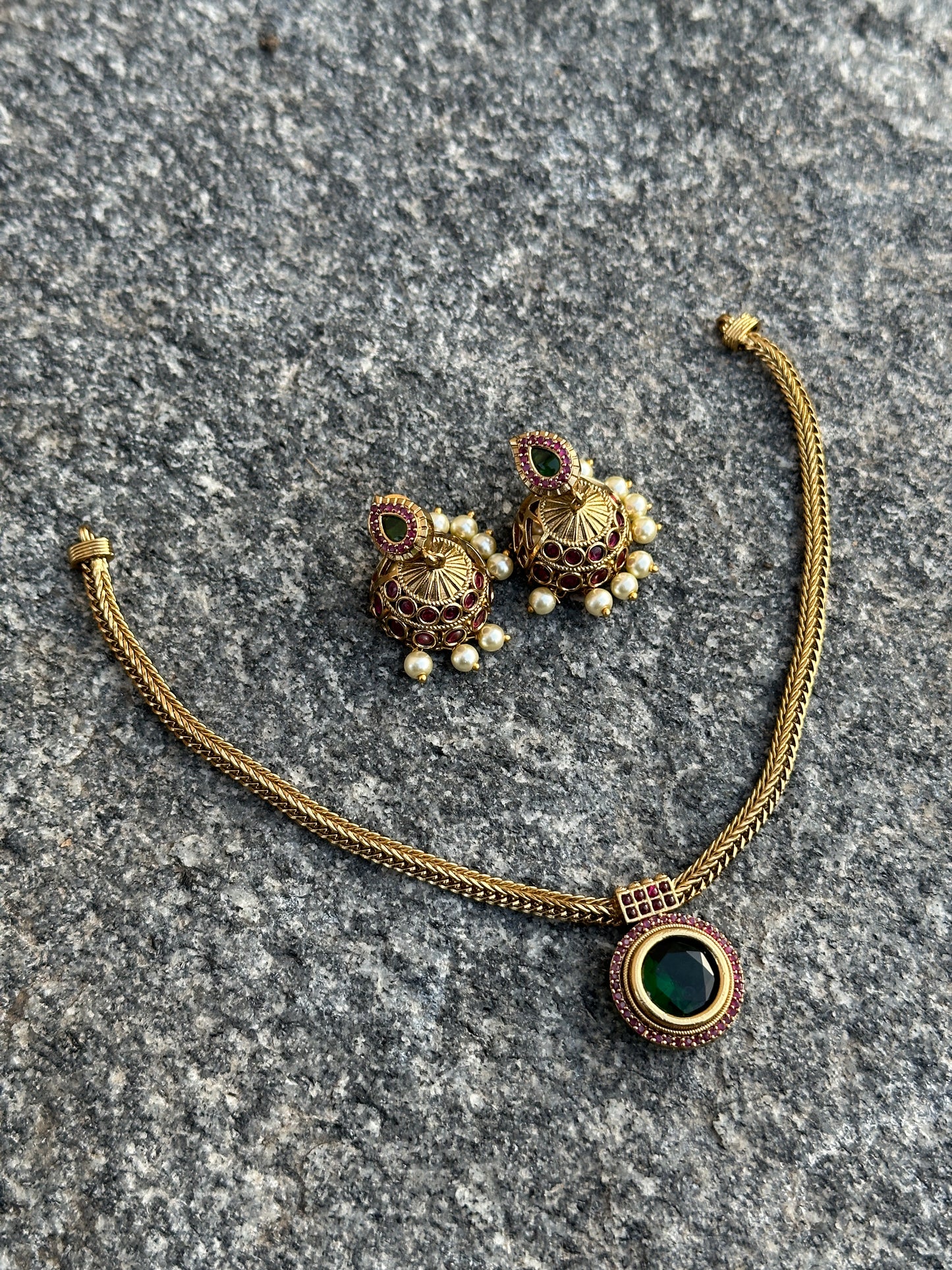 AD Stone Simple Attigai