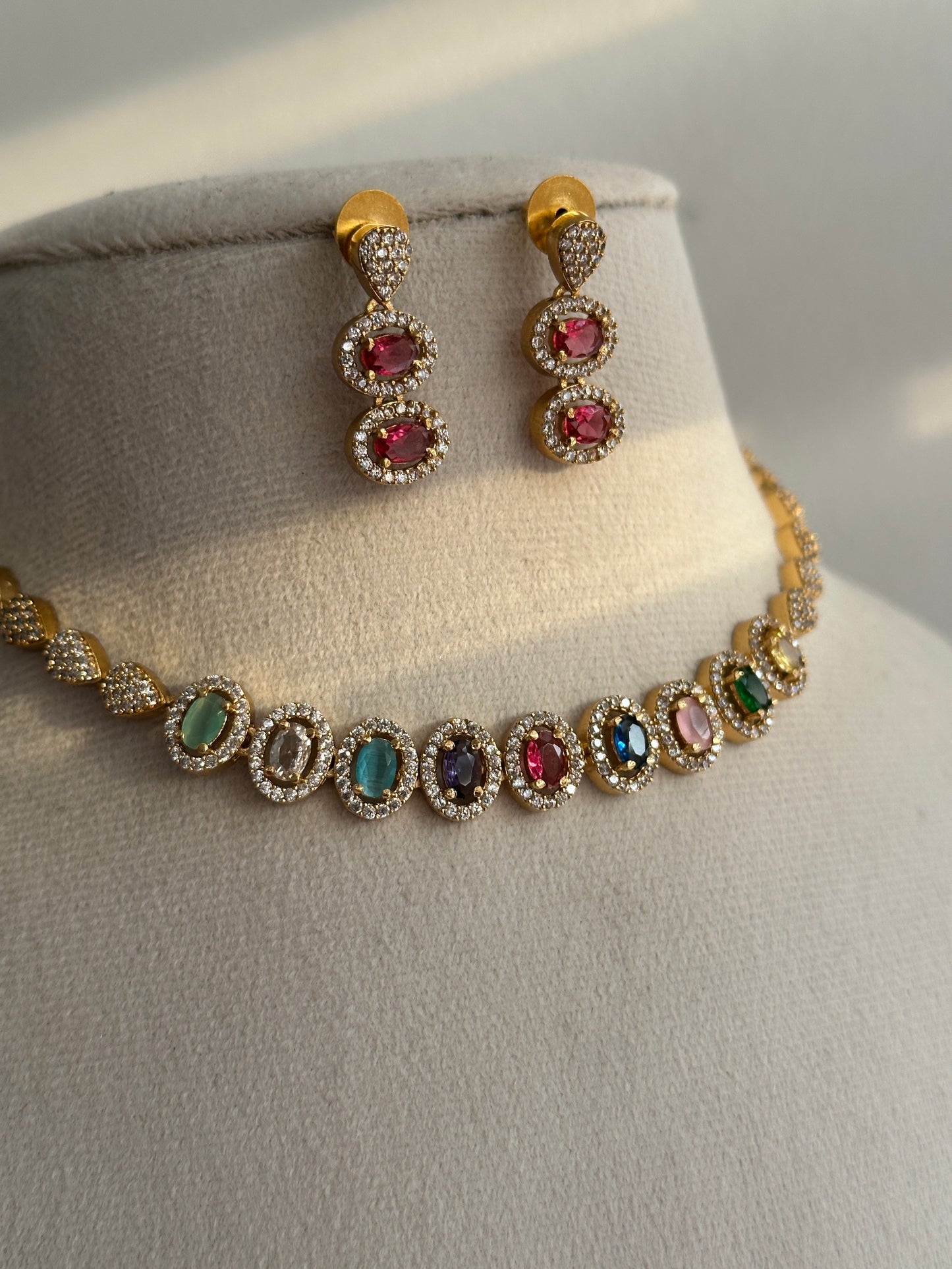 Poppins AD Choker