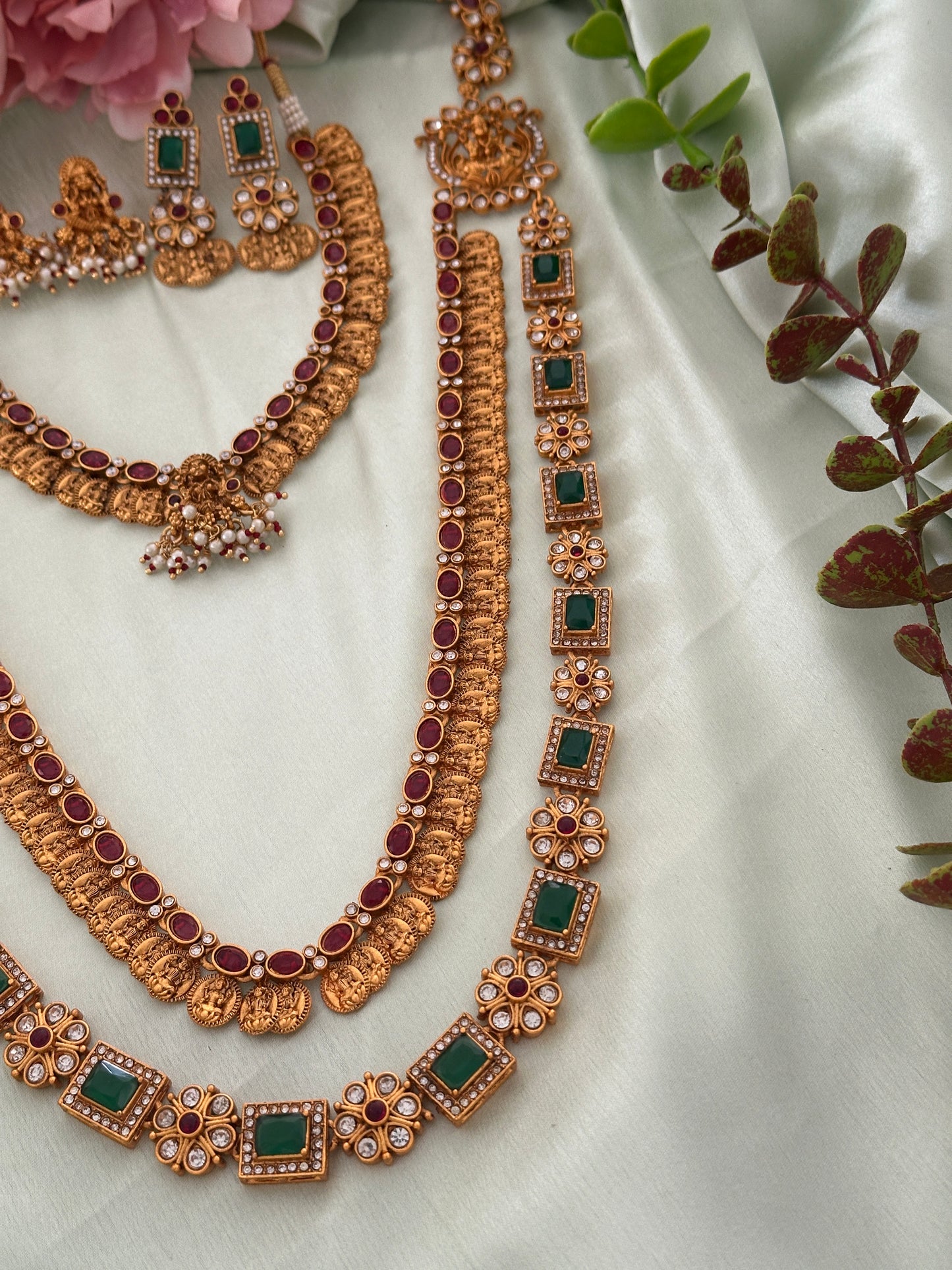 Khushalini Bridal Combo Set (With 2 Pair of Earrings)