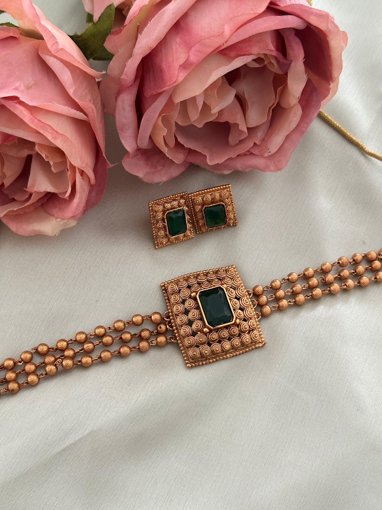 Square Pendant Gold Bead Choker