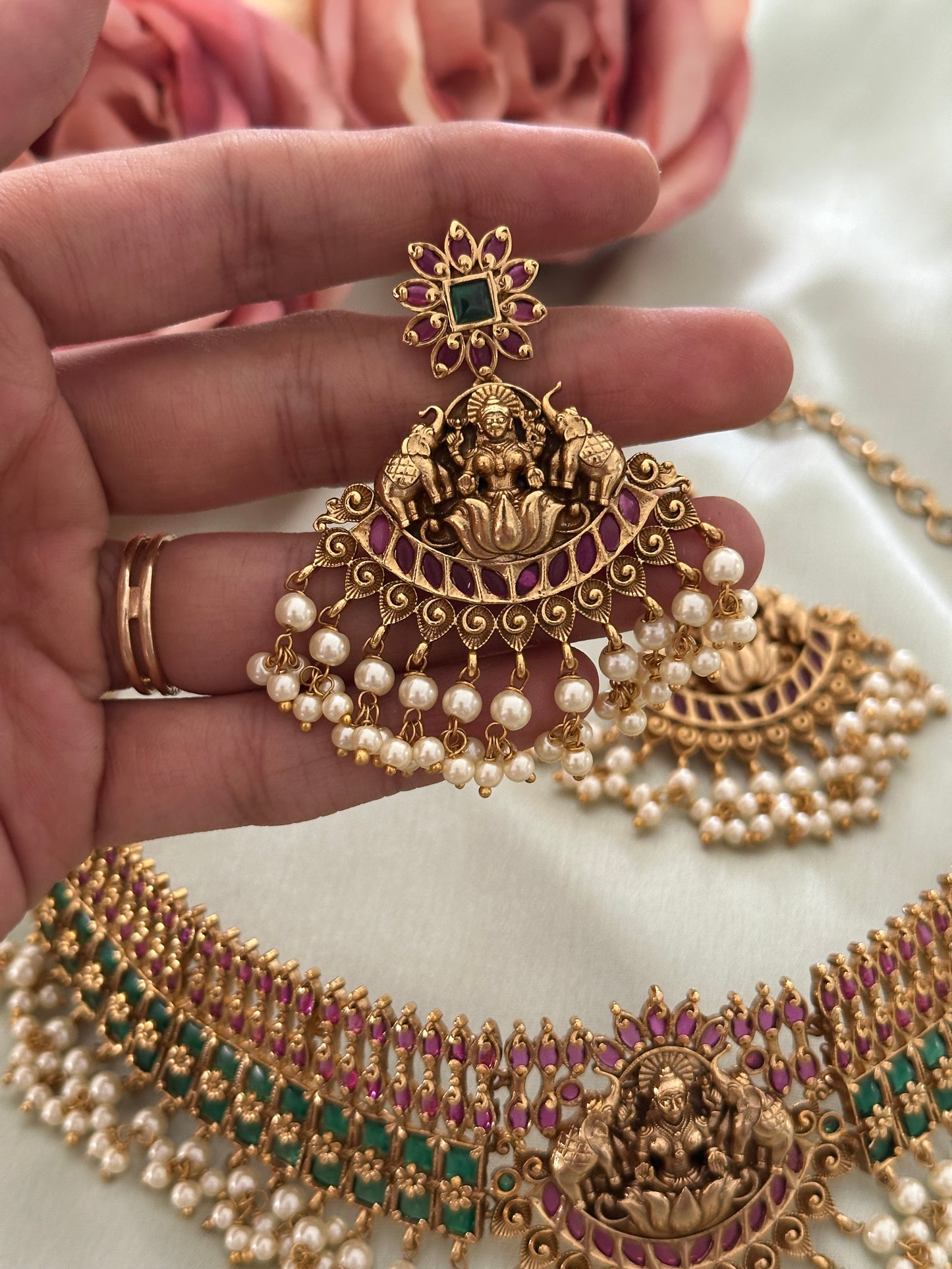 Premium Devi Guttapusalu Bridal Choker