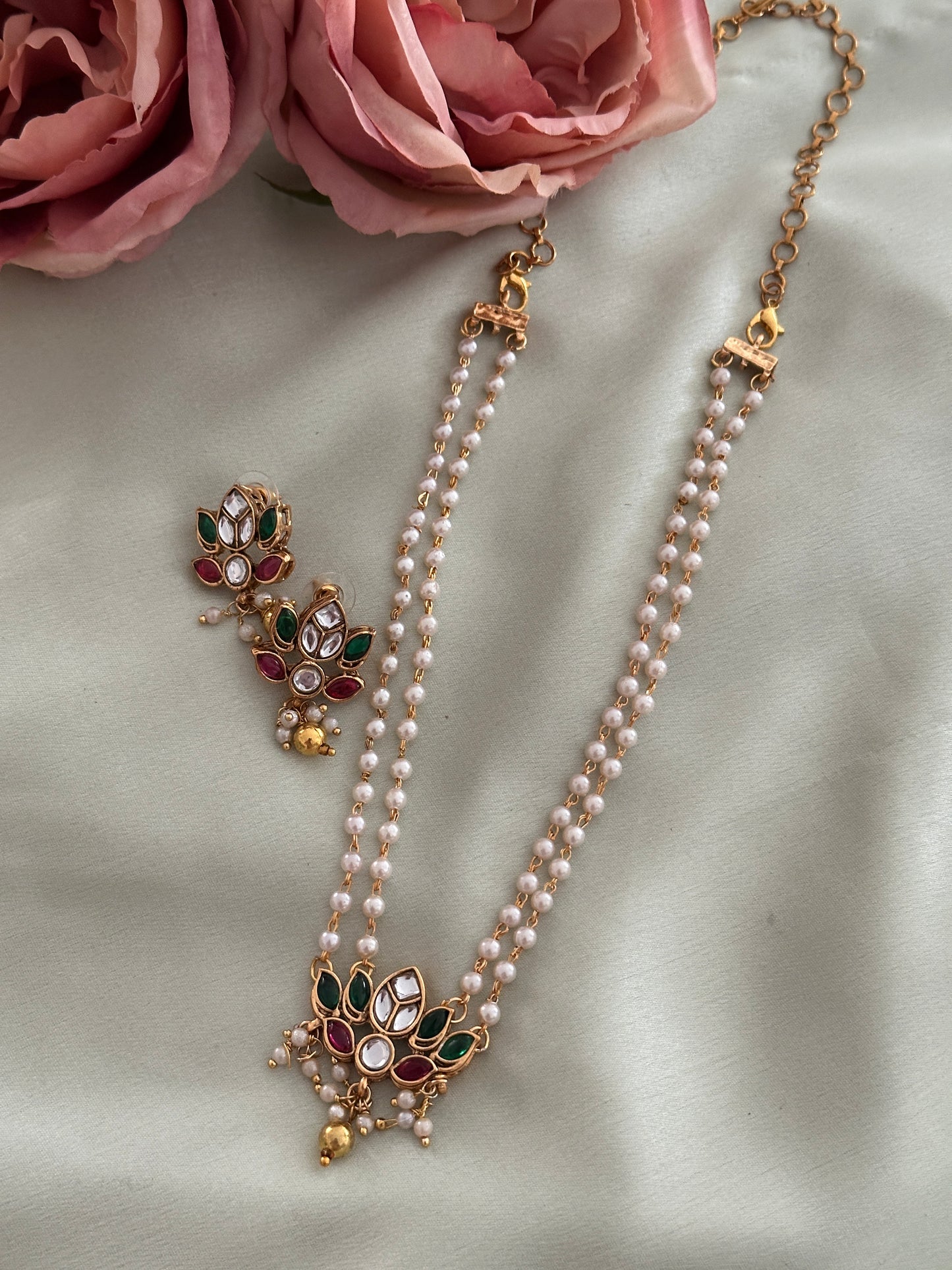 Twin Layer Pearl Lotus Chain Set