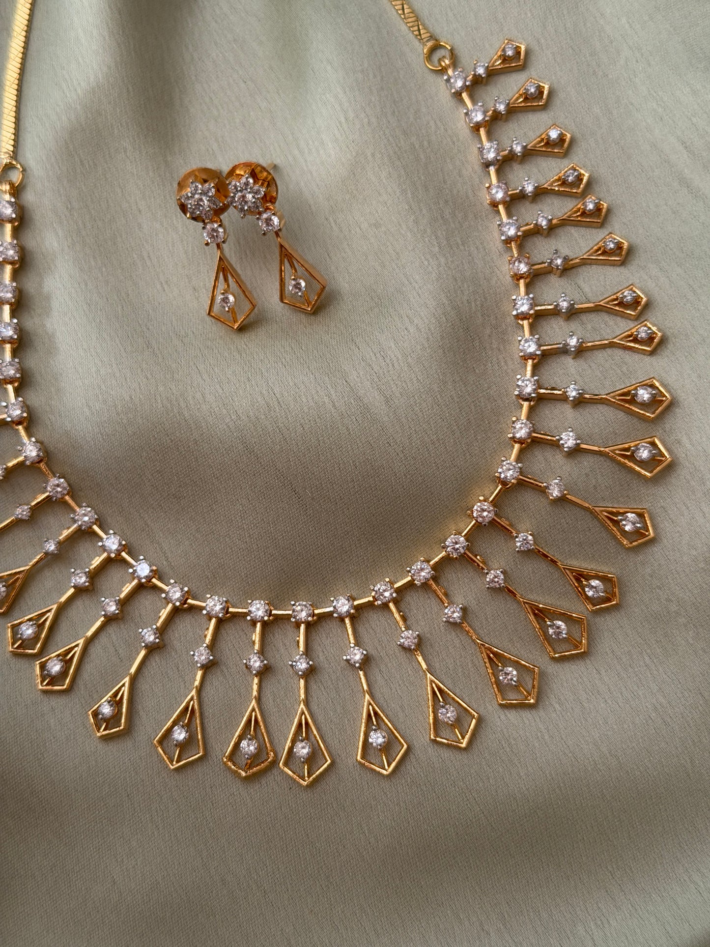 Mcallista Diamond Replica Necklace