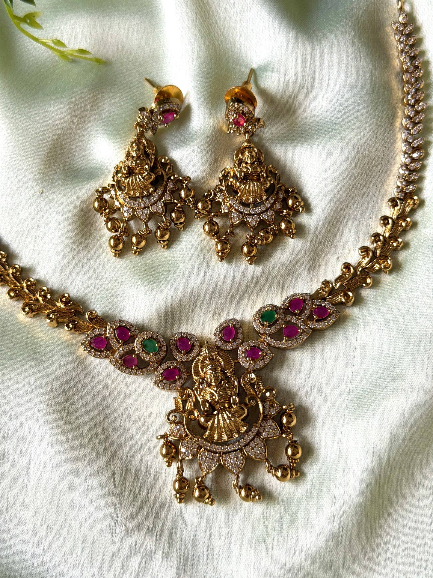 Avishya AD Devi necklace
