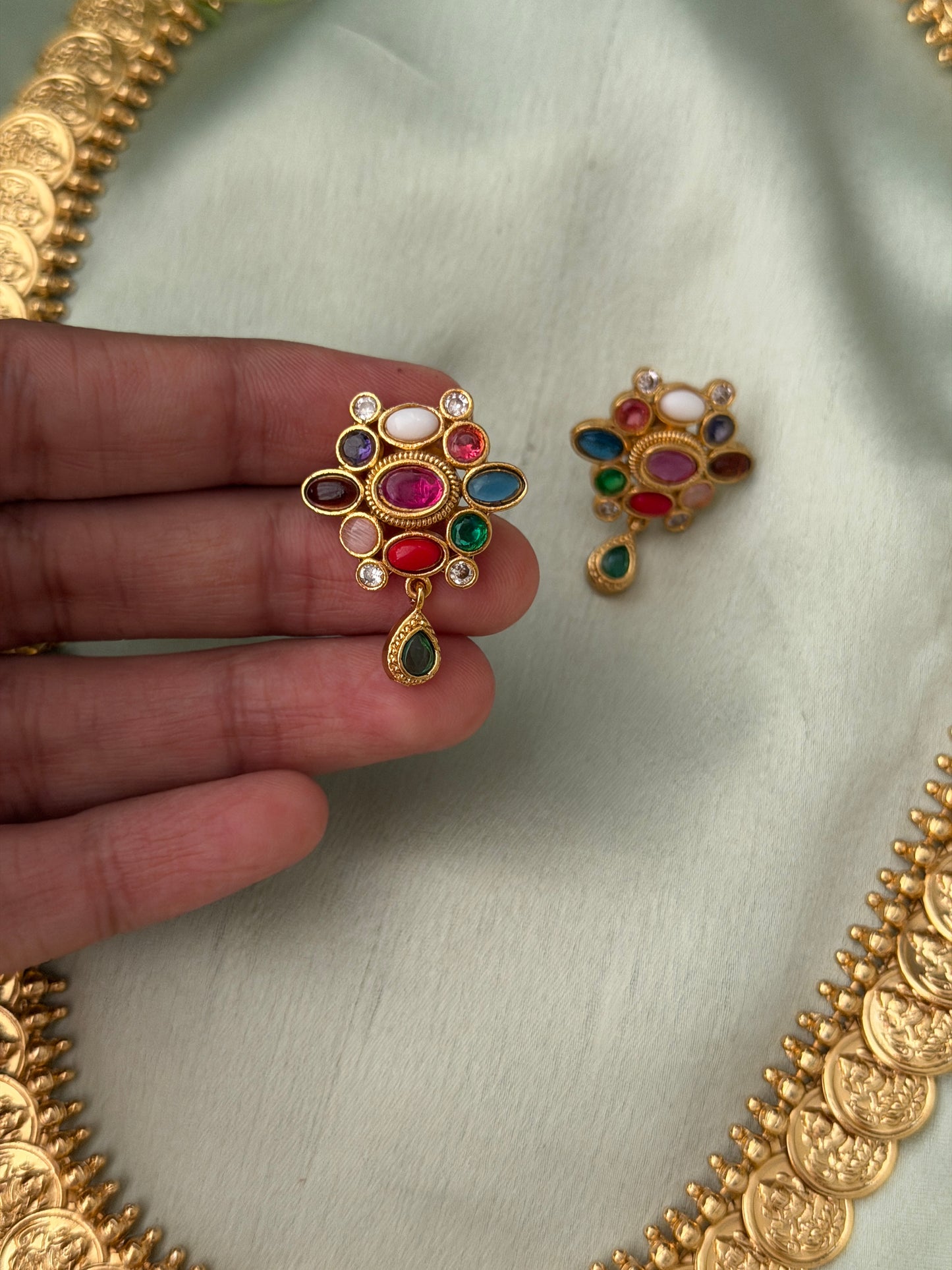 Navaratna Pendant Kaashu Maala