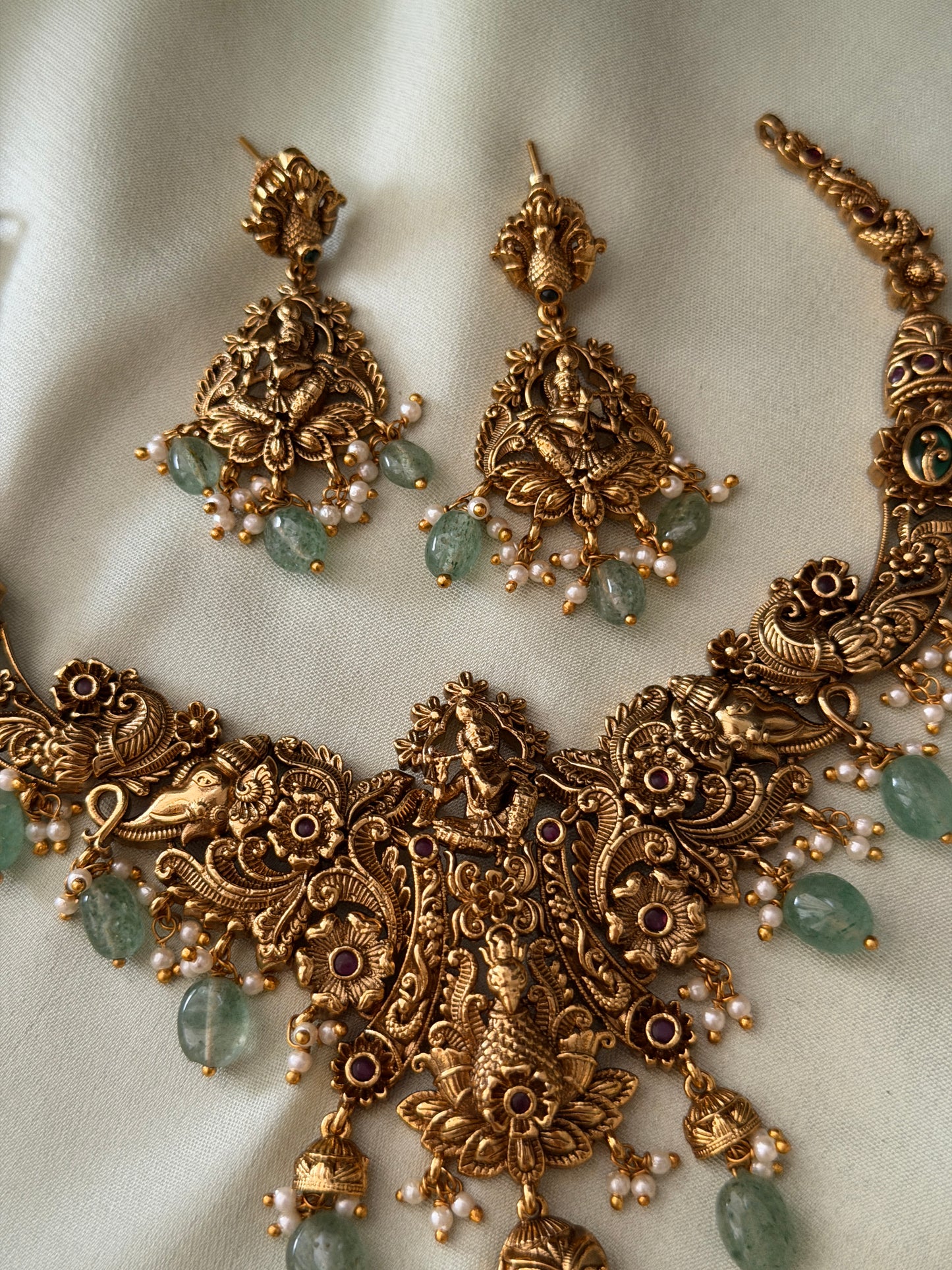 Kashvika Antique Necklace