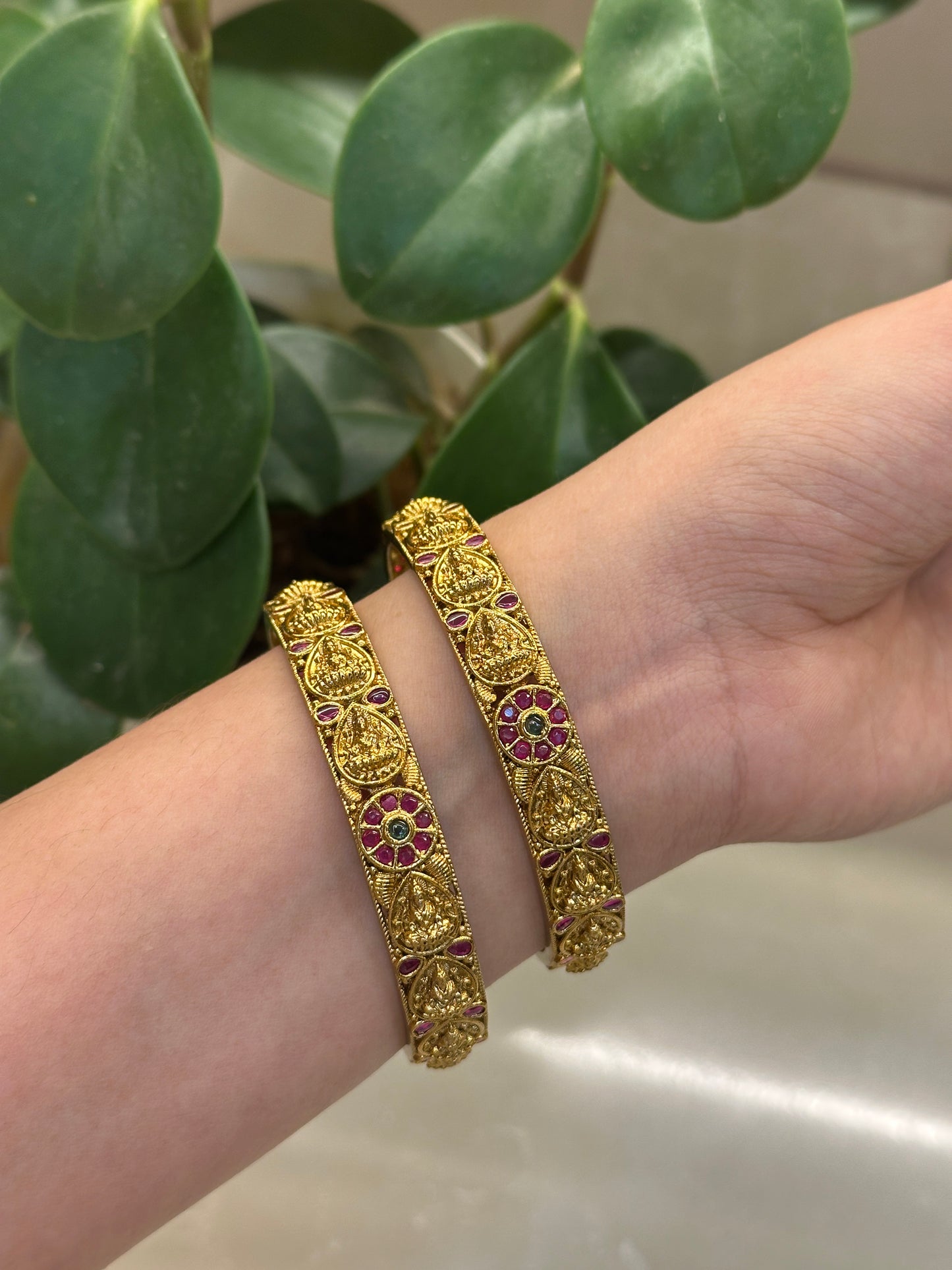 Antique Parvathy Bangles