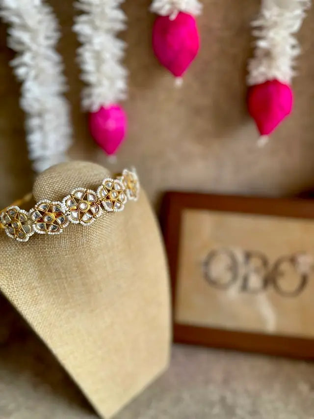 Kundan Hairbow