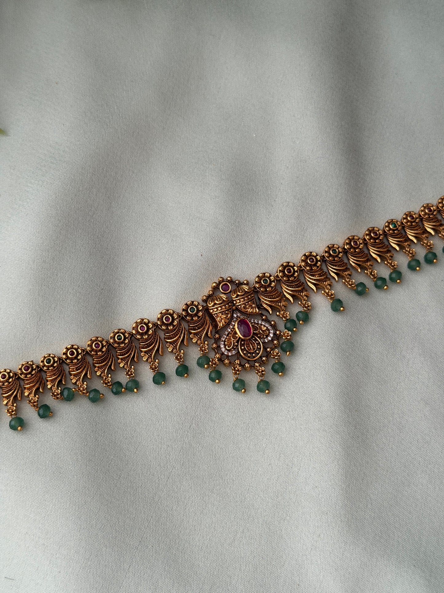 Bhuvana Gold Hipchain