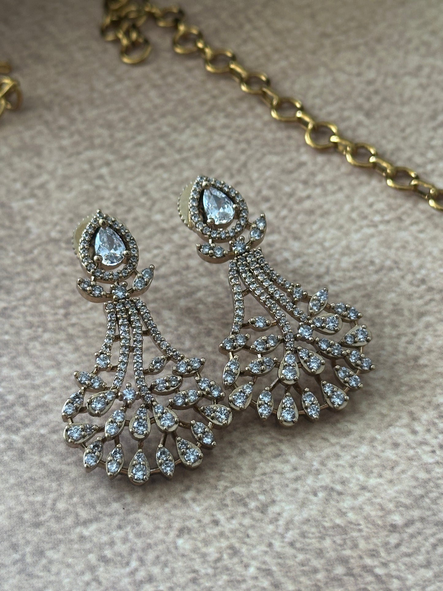 Isabella Diamond Hasli Choker set