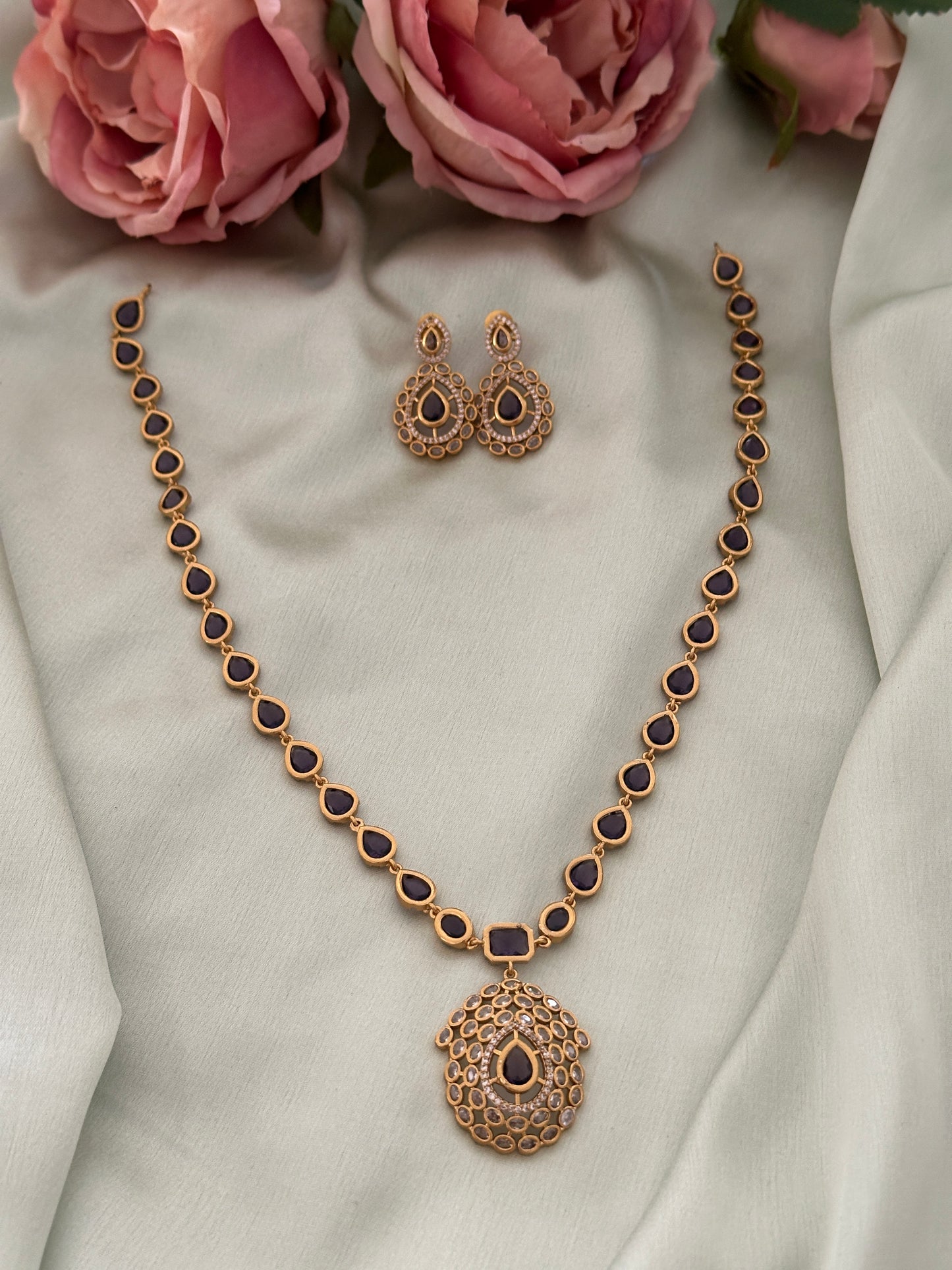 Jyothika Inspired Long Chain