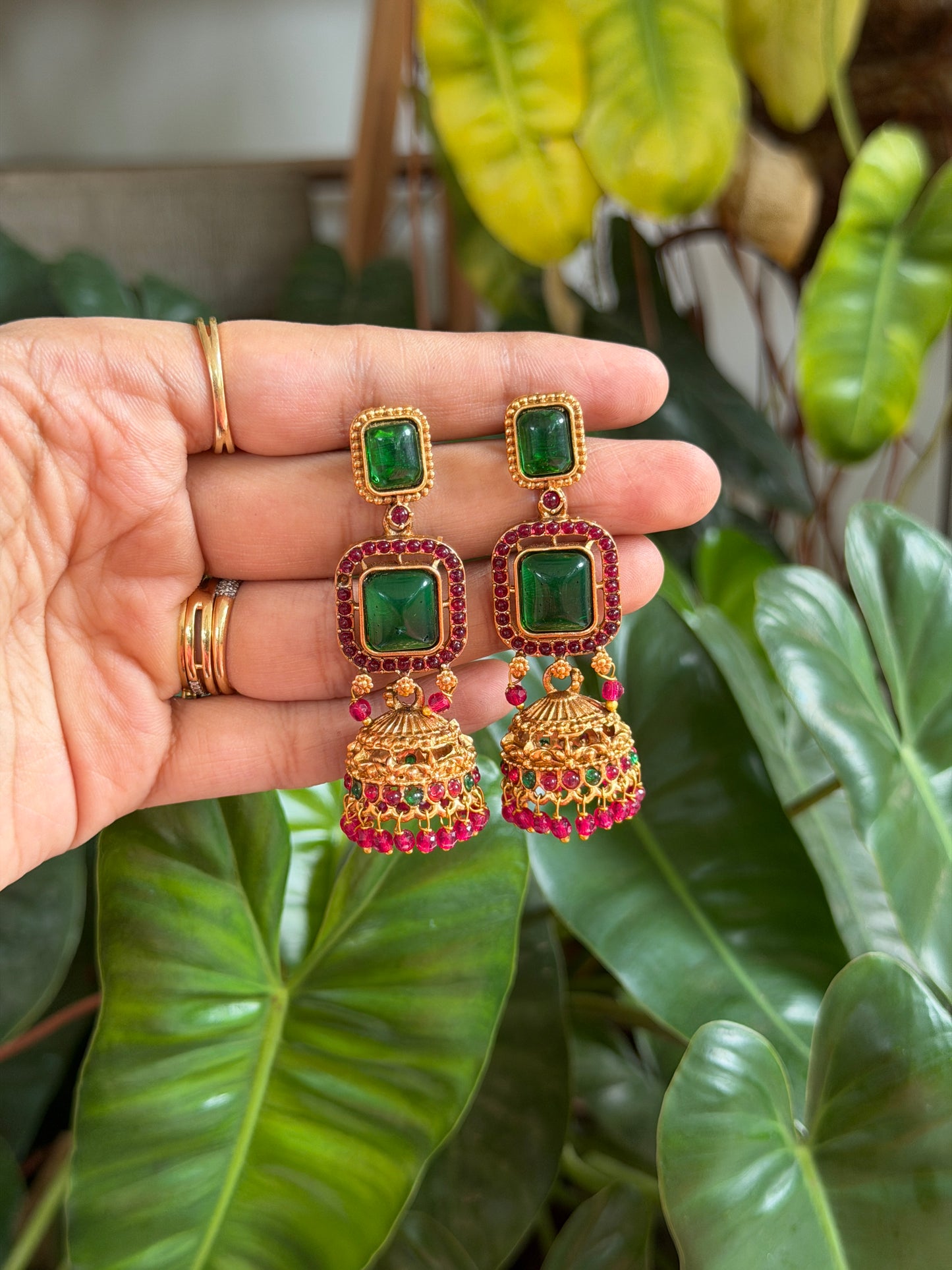 Roopali Jhumkas
