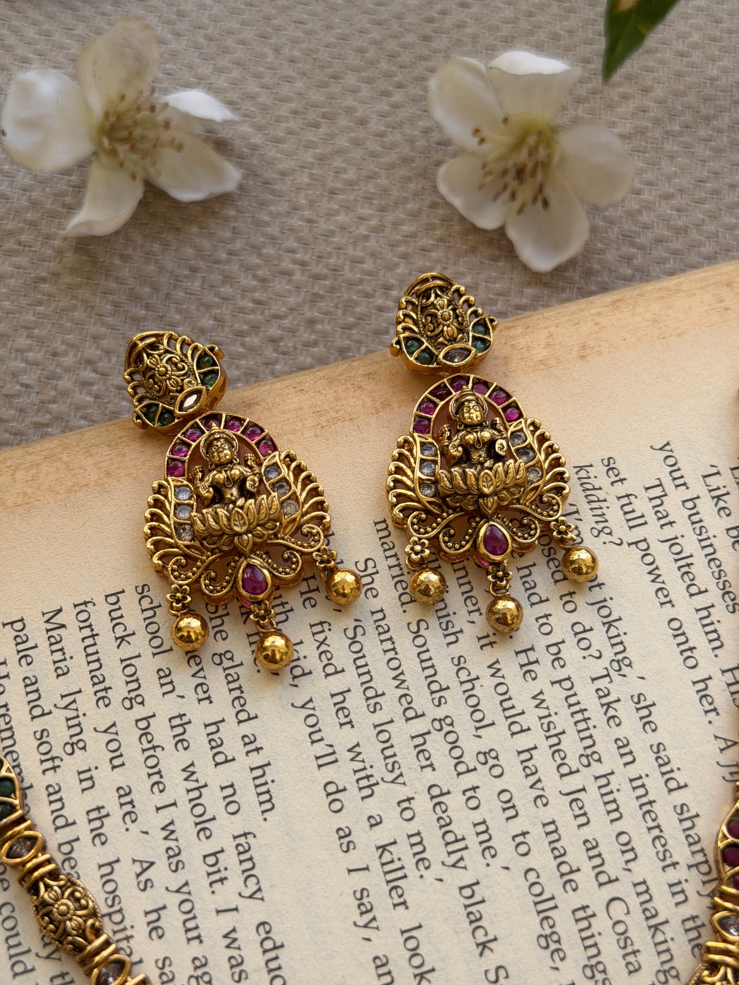 Amishi Gold Replica Necklace